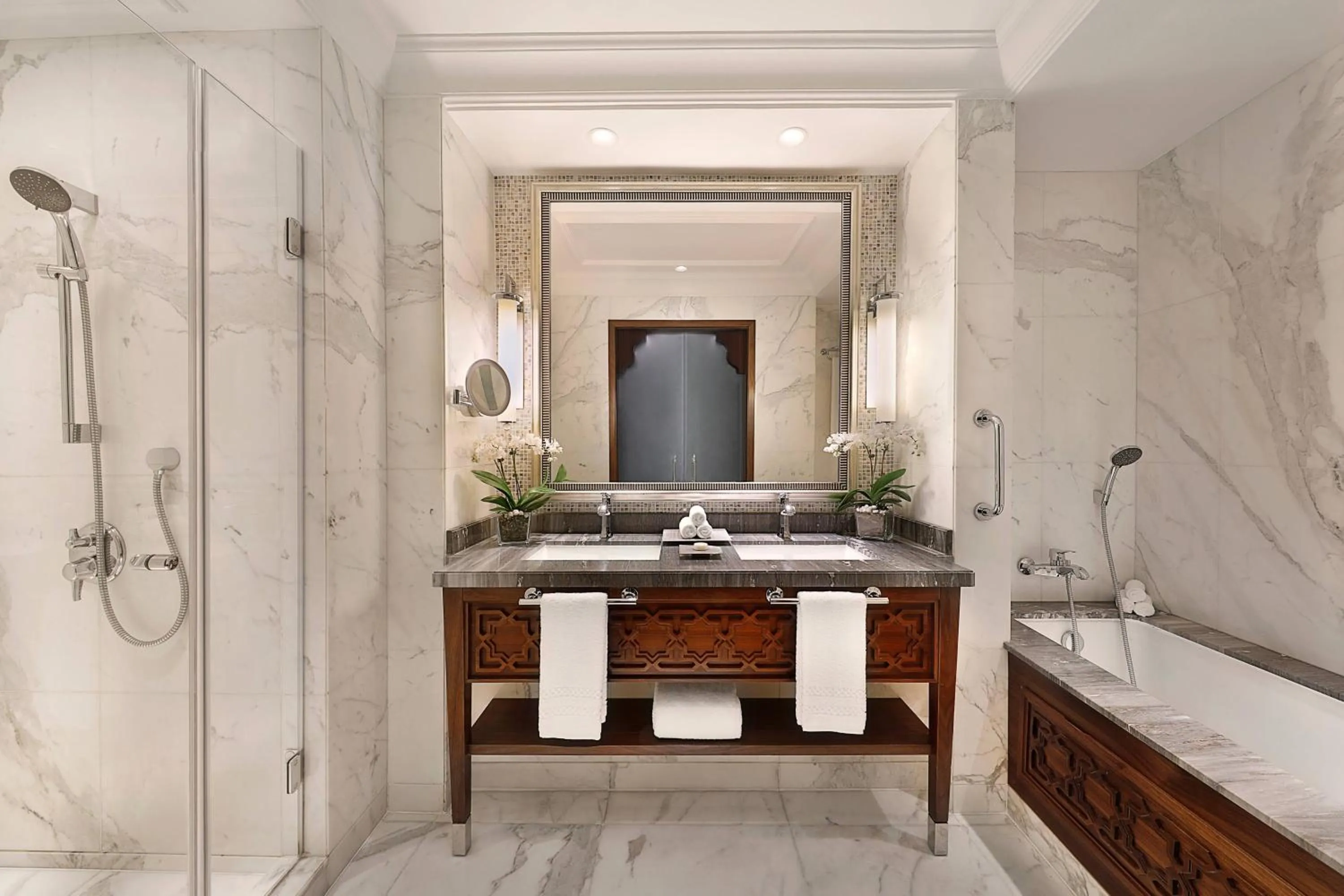 Bathroom in The Ritz-Carlton, Dubai