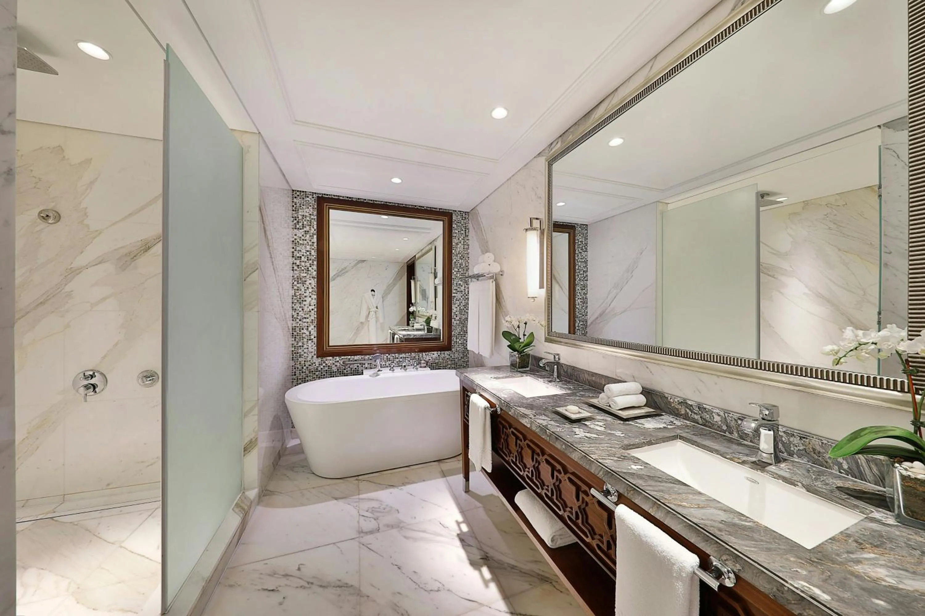 Bathroom in The Ritz-Carlton, Dubai