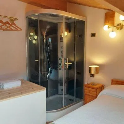 Bed in B&B La Soldanella