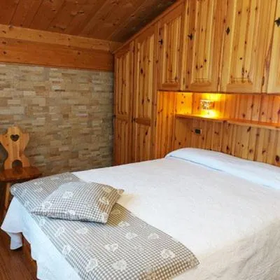 Bed in B&B La Soldanella