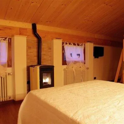 Bed in B&B La Soldanella