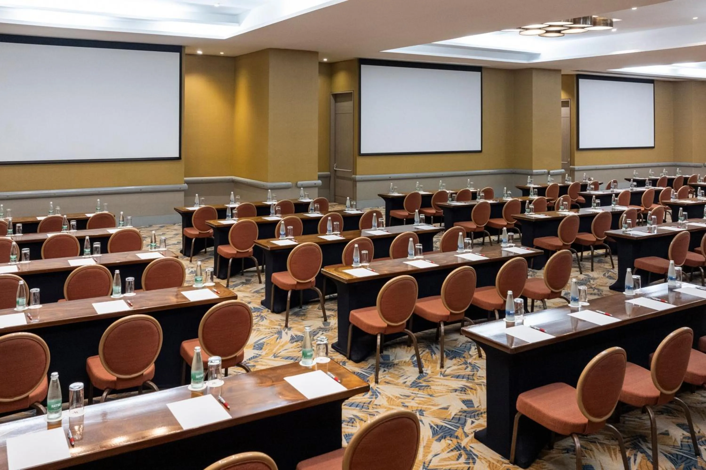 Meeting/conference room in Cali Marriott Hotel