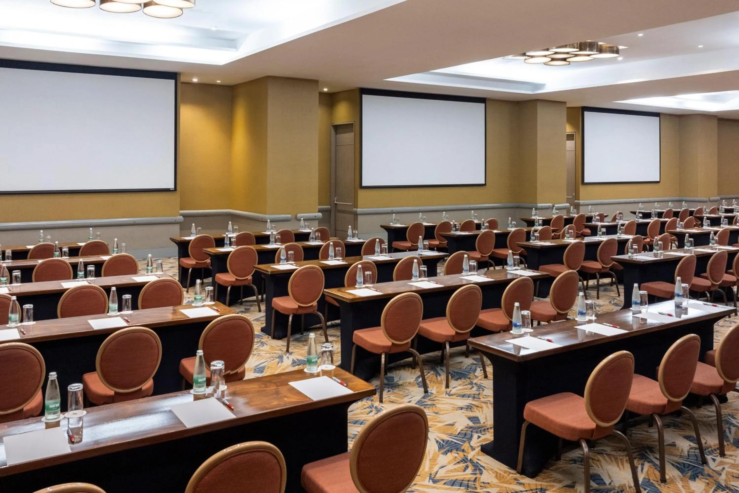 Meeting/conference room in Cali Marriott Hotel