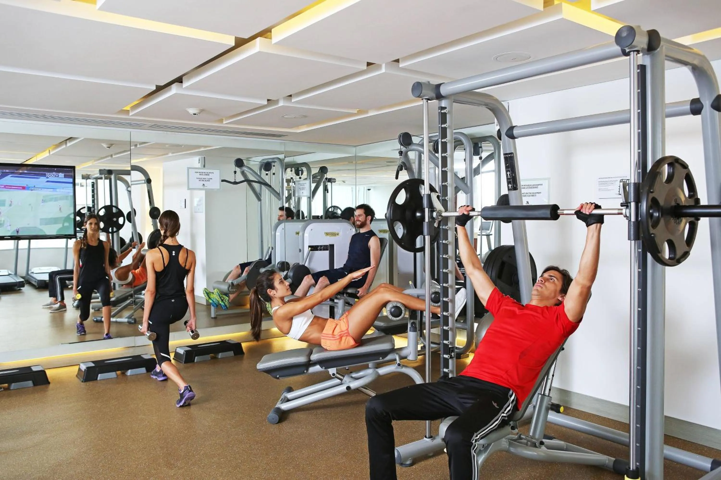 Fitness centre/facilities in Cali Marriott Hotel