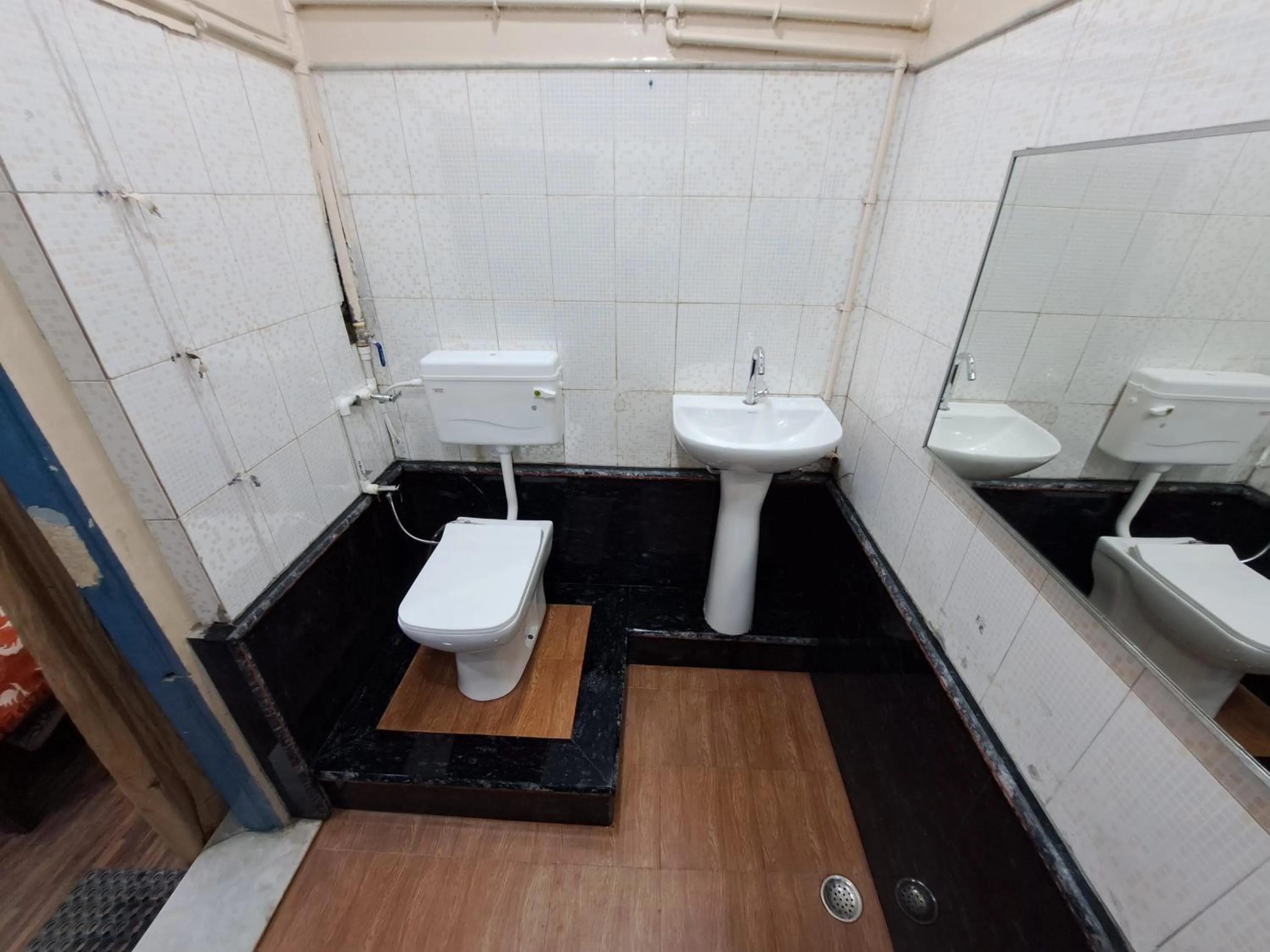 Jagan Hotel & Restaurant