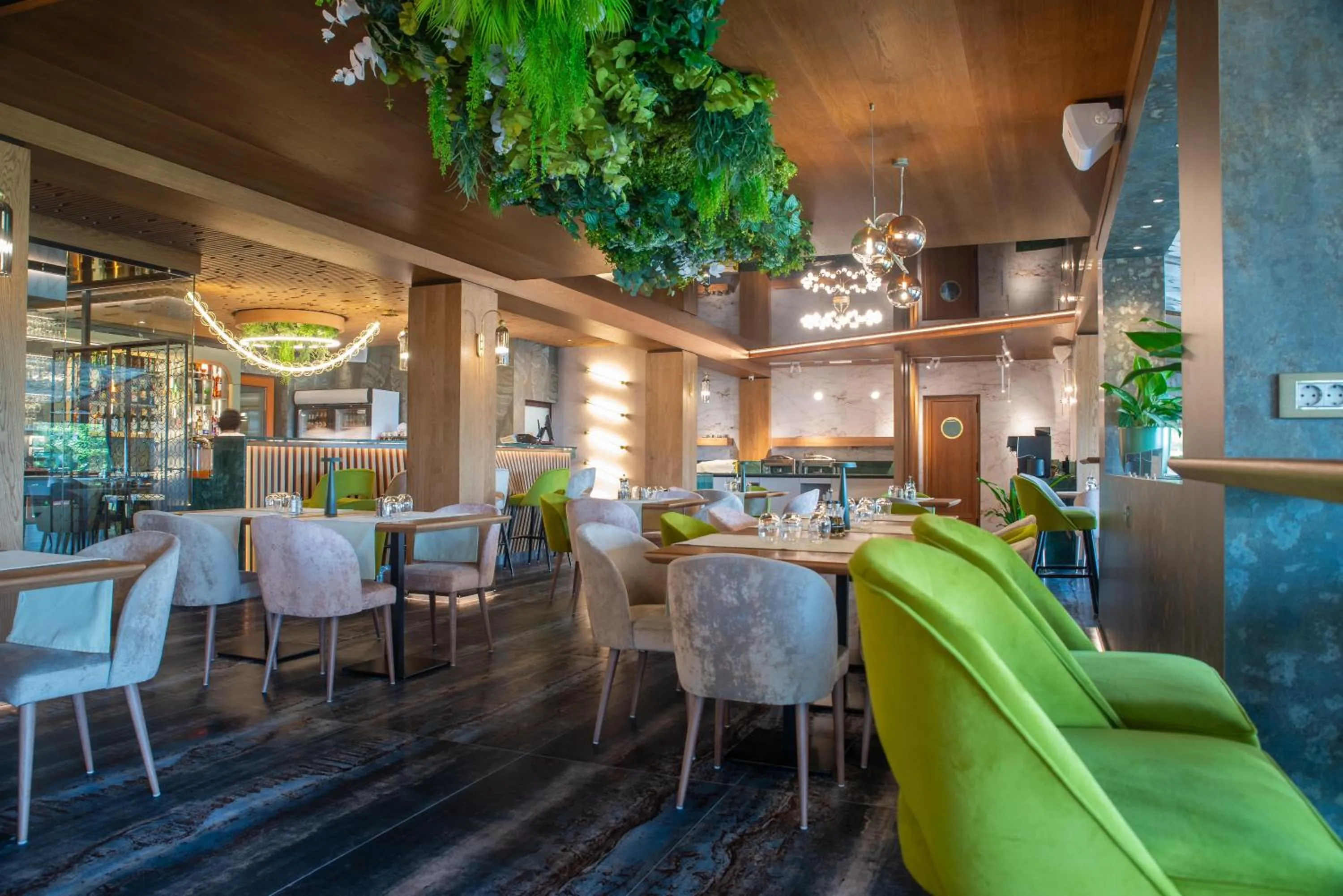 Restaurant/places to eat in Complex Turistic Creanga Resort & Spa