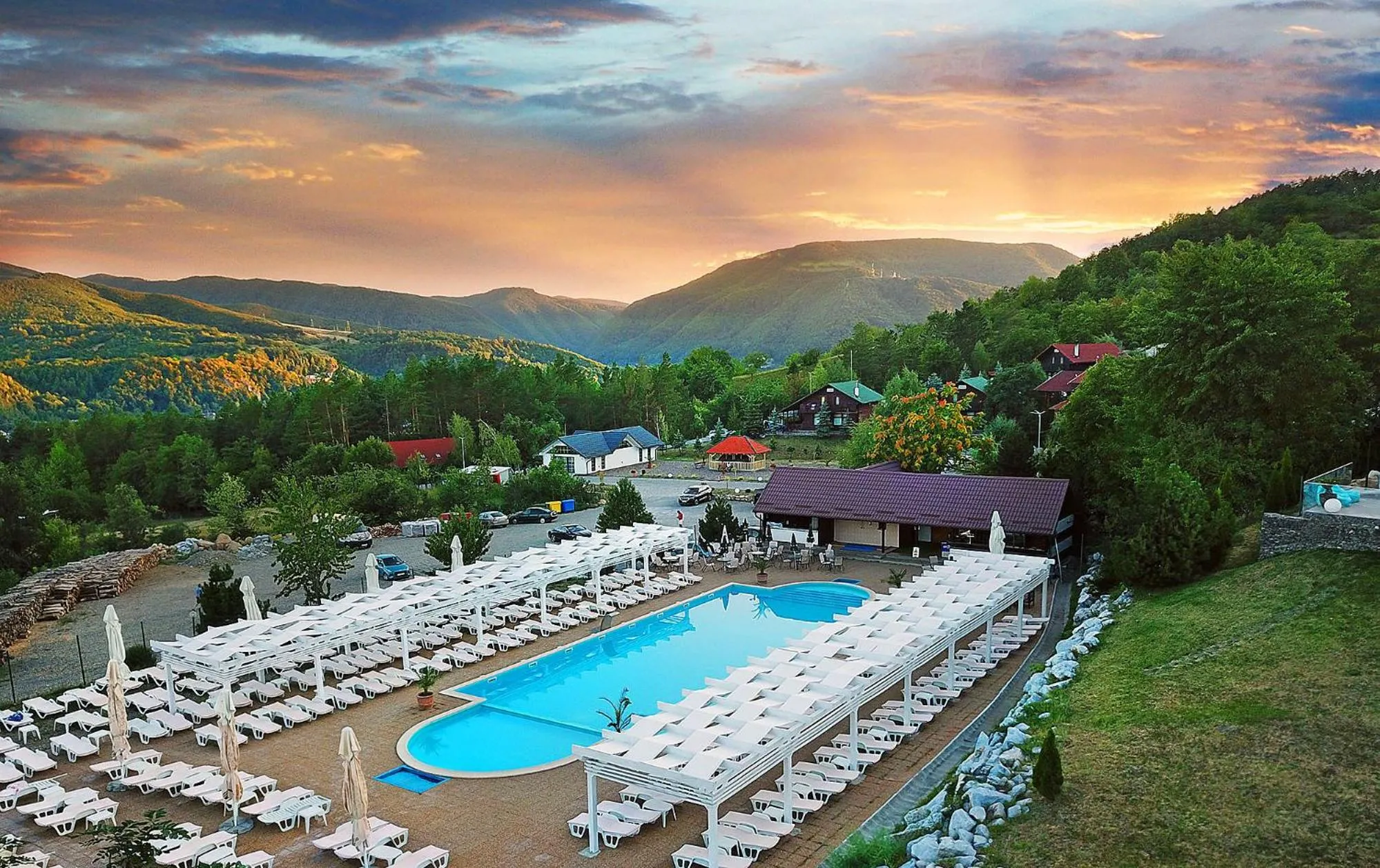 Swimming pool in Complex Turistic Creanga Resort & Spa