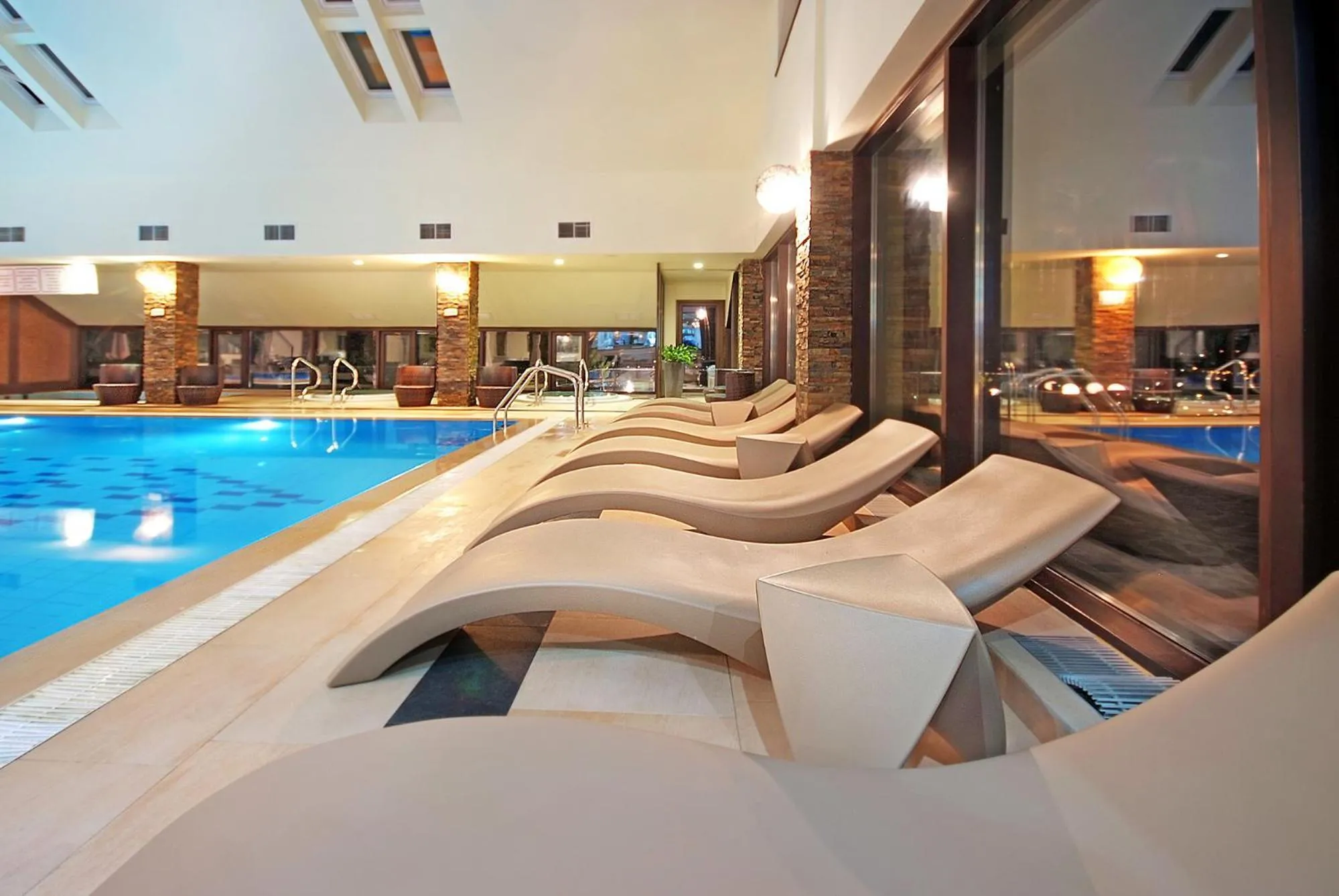 Swimming pool in Complex Turistic Creanga Resort & Spa