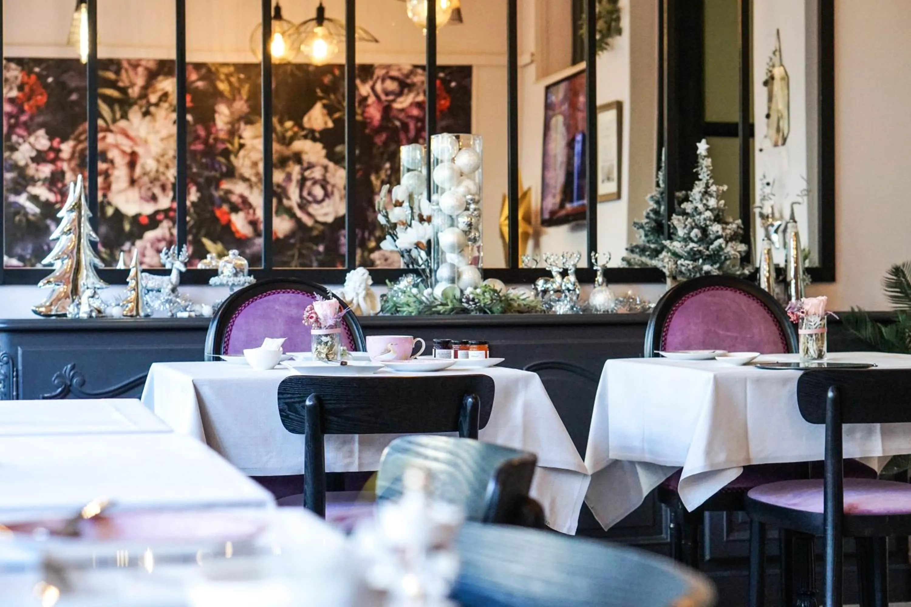 Breakfast in Villa Pruly Hotel Cannes Centre