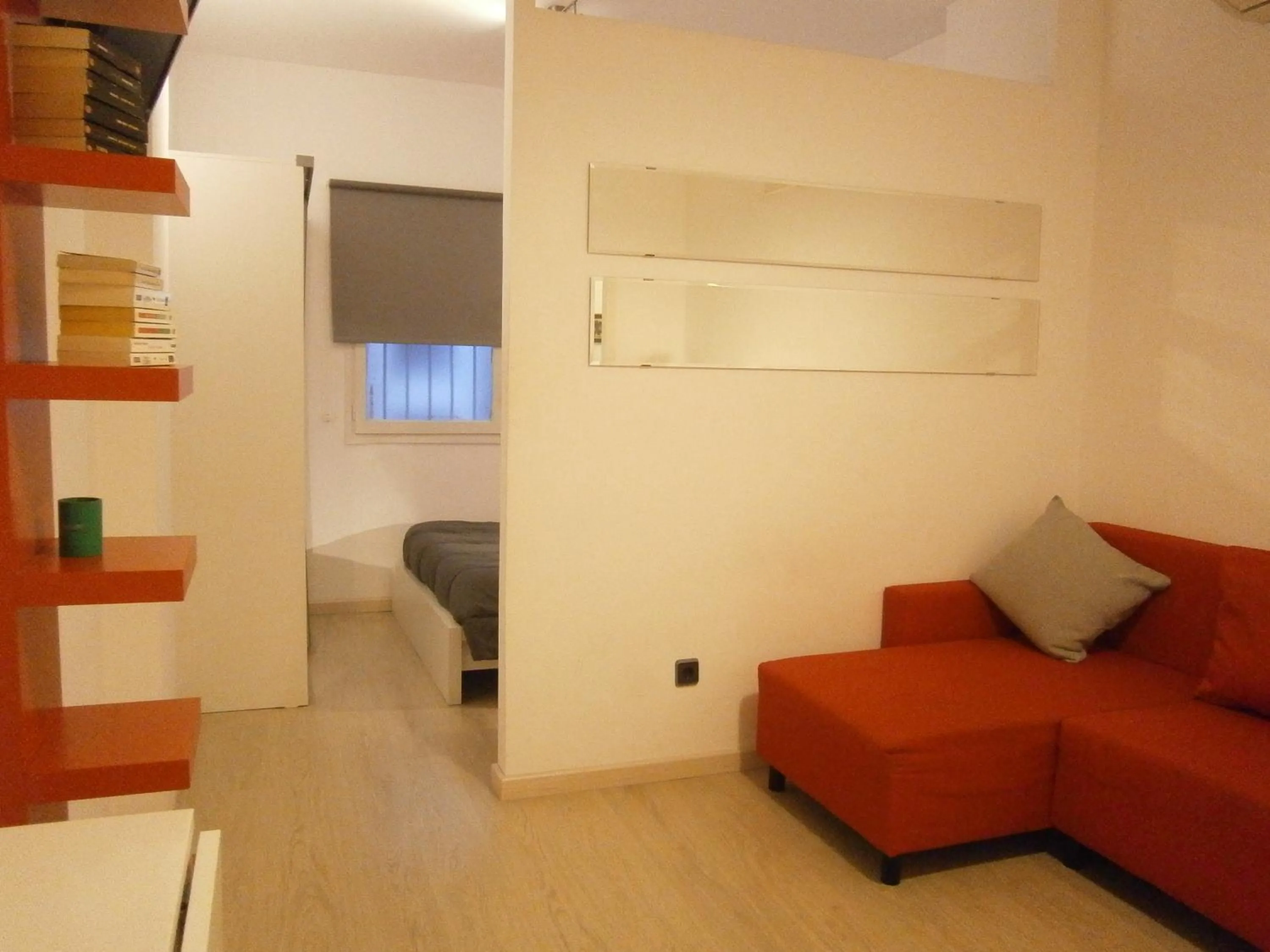 Photo of the whole room in Marbel Apartments