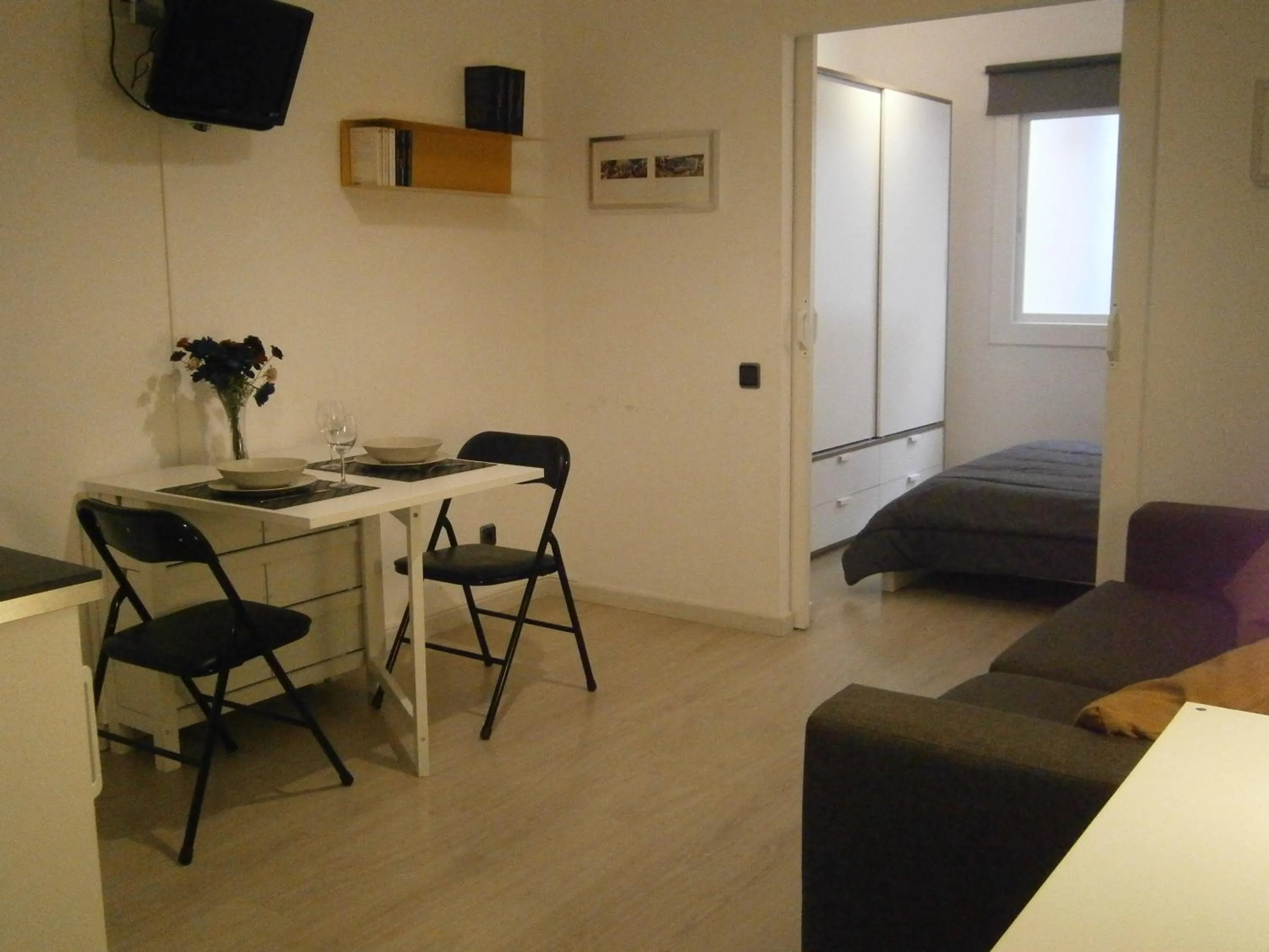 Photo of the whole room, Bed in Marbel Apartments