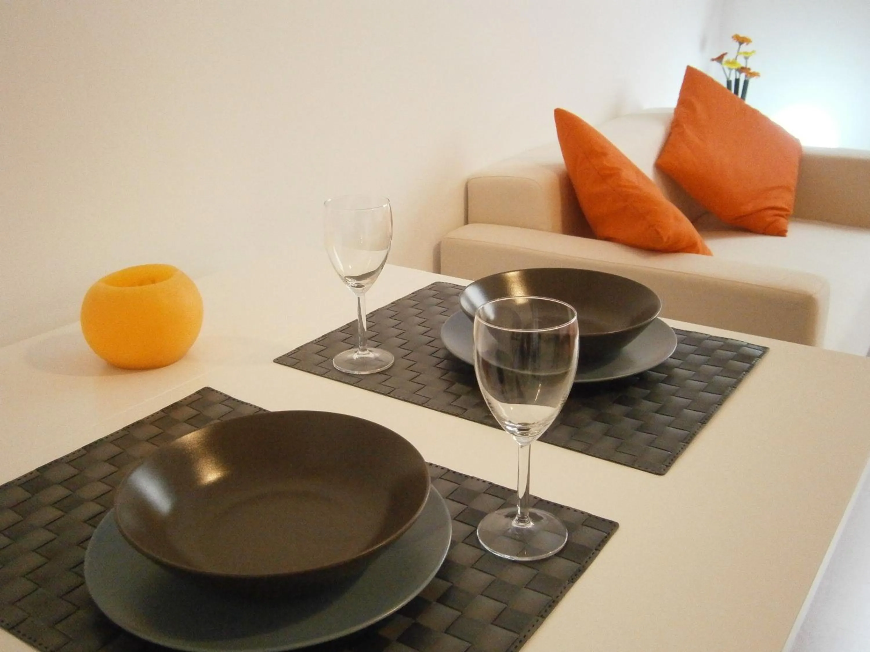 Dining area in Marbel Apartments