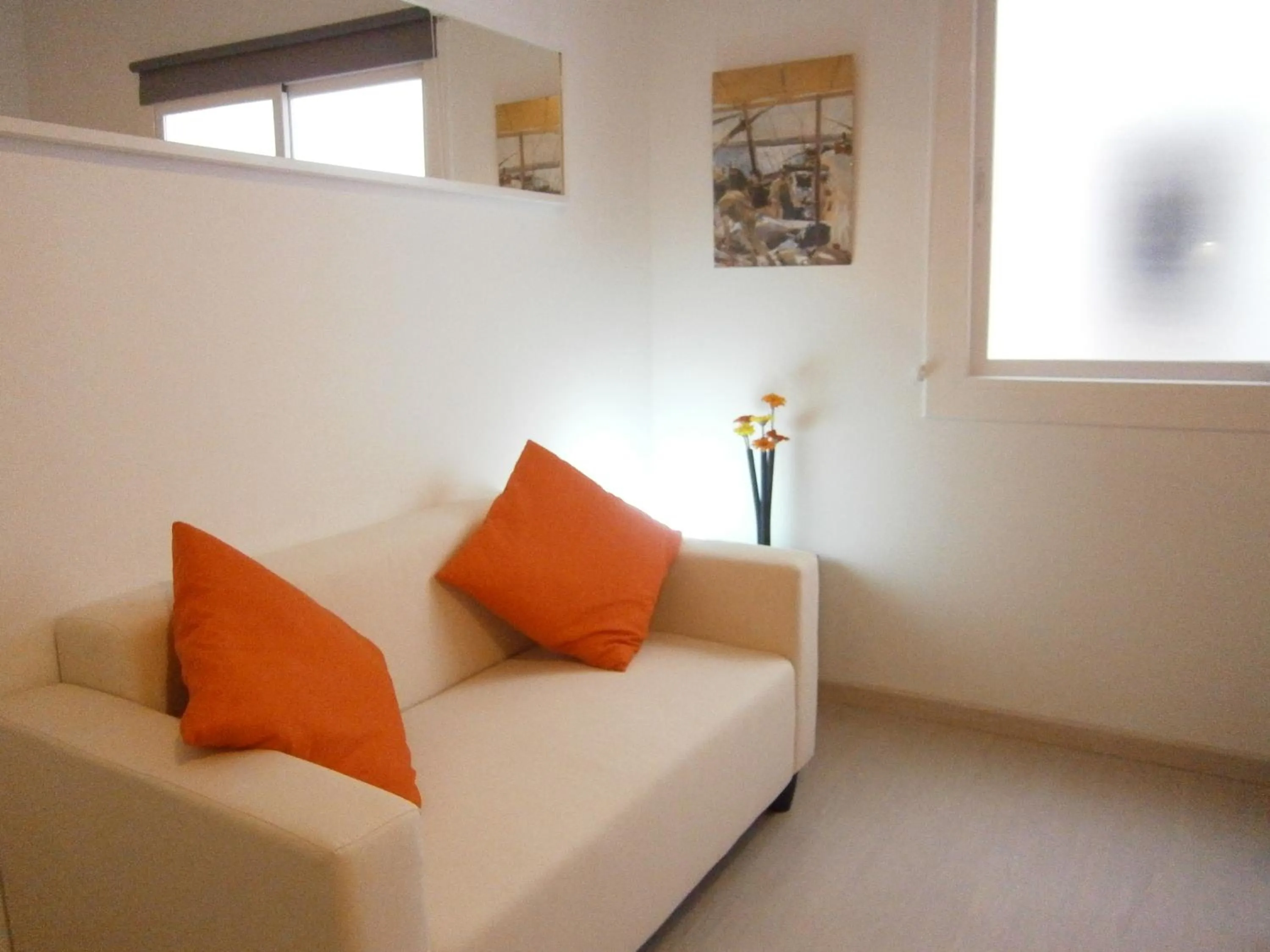 Seating area in Marbel Apartments