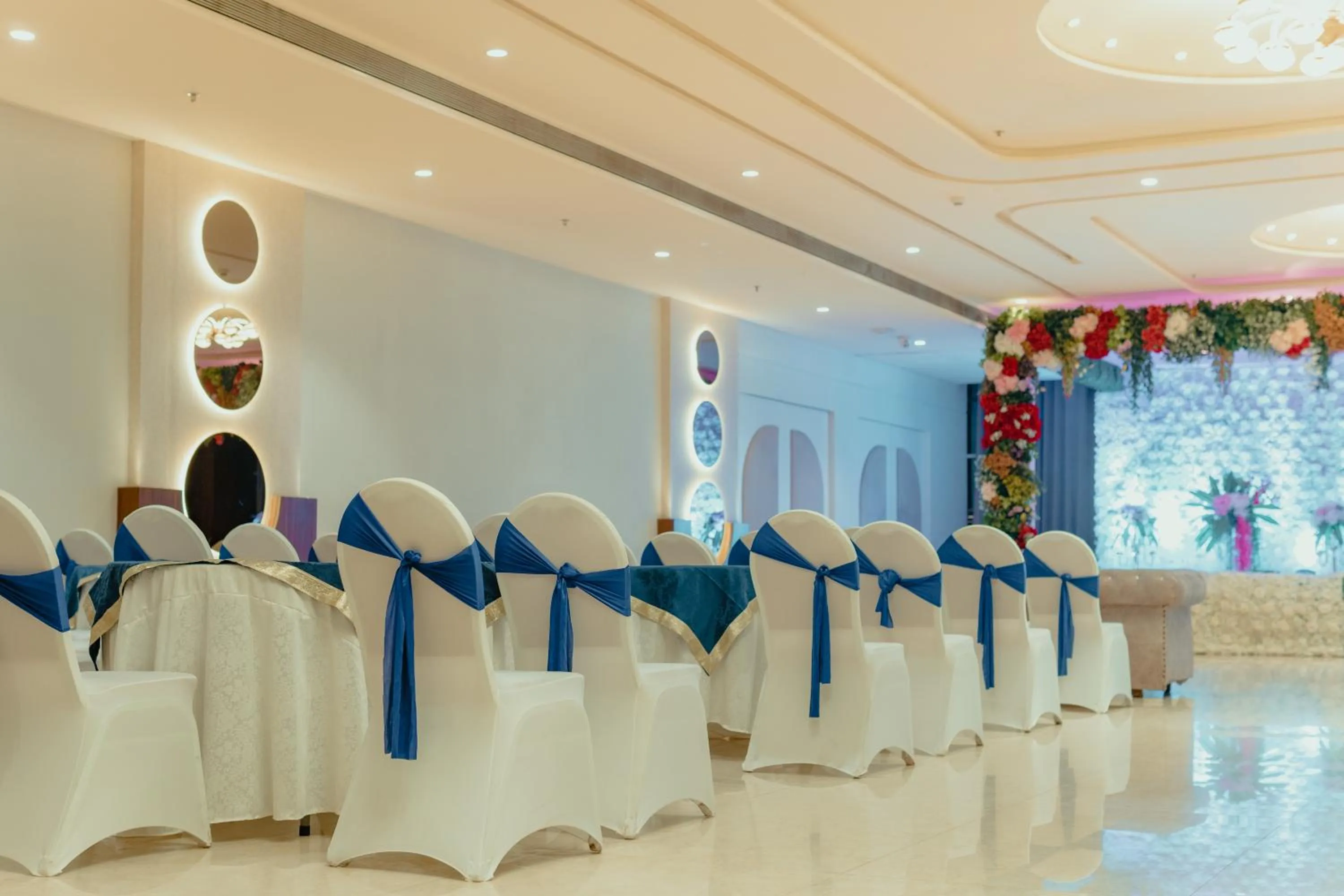 Banquet/Function facilities in Royal Orbit