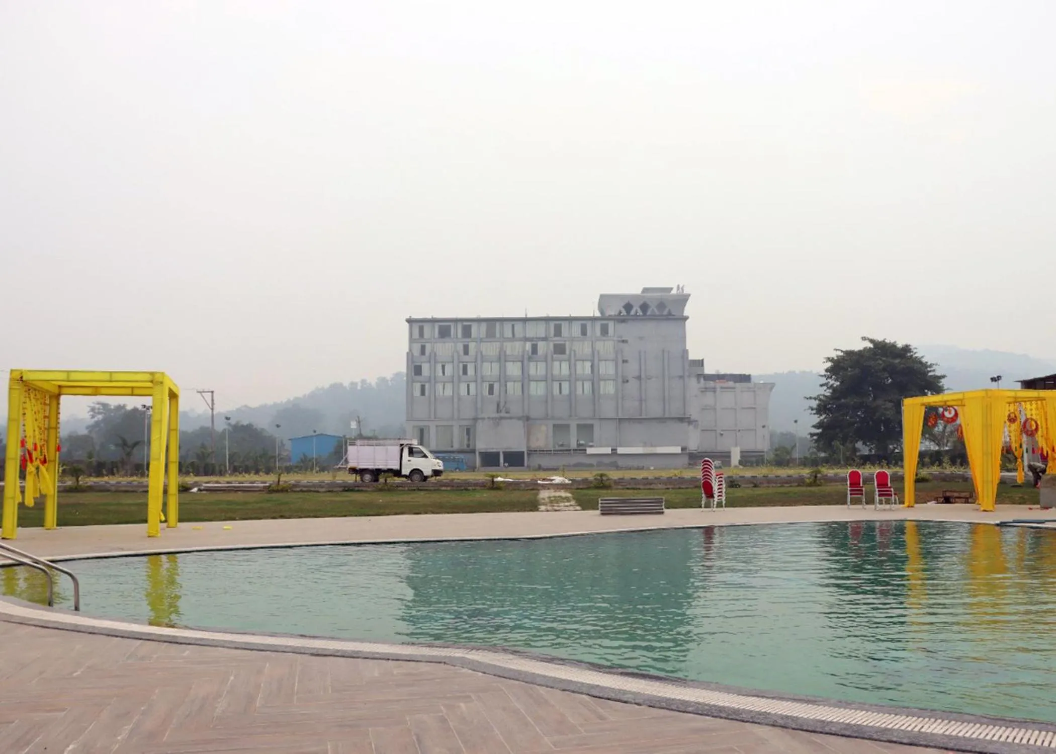 Swimming pool in Royal Orbit