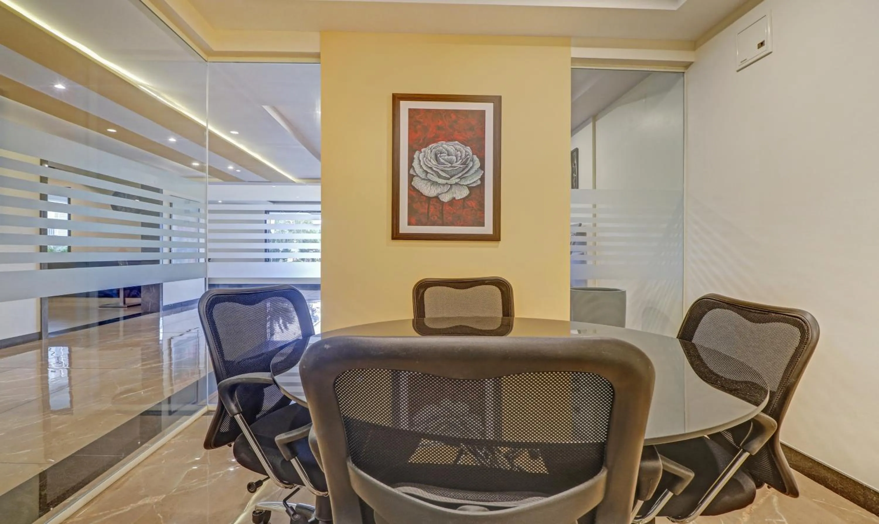 Meeting/conference room in Treebo Premium Raj Vista Global Village