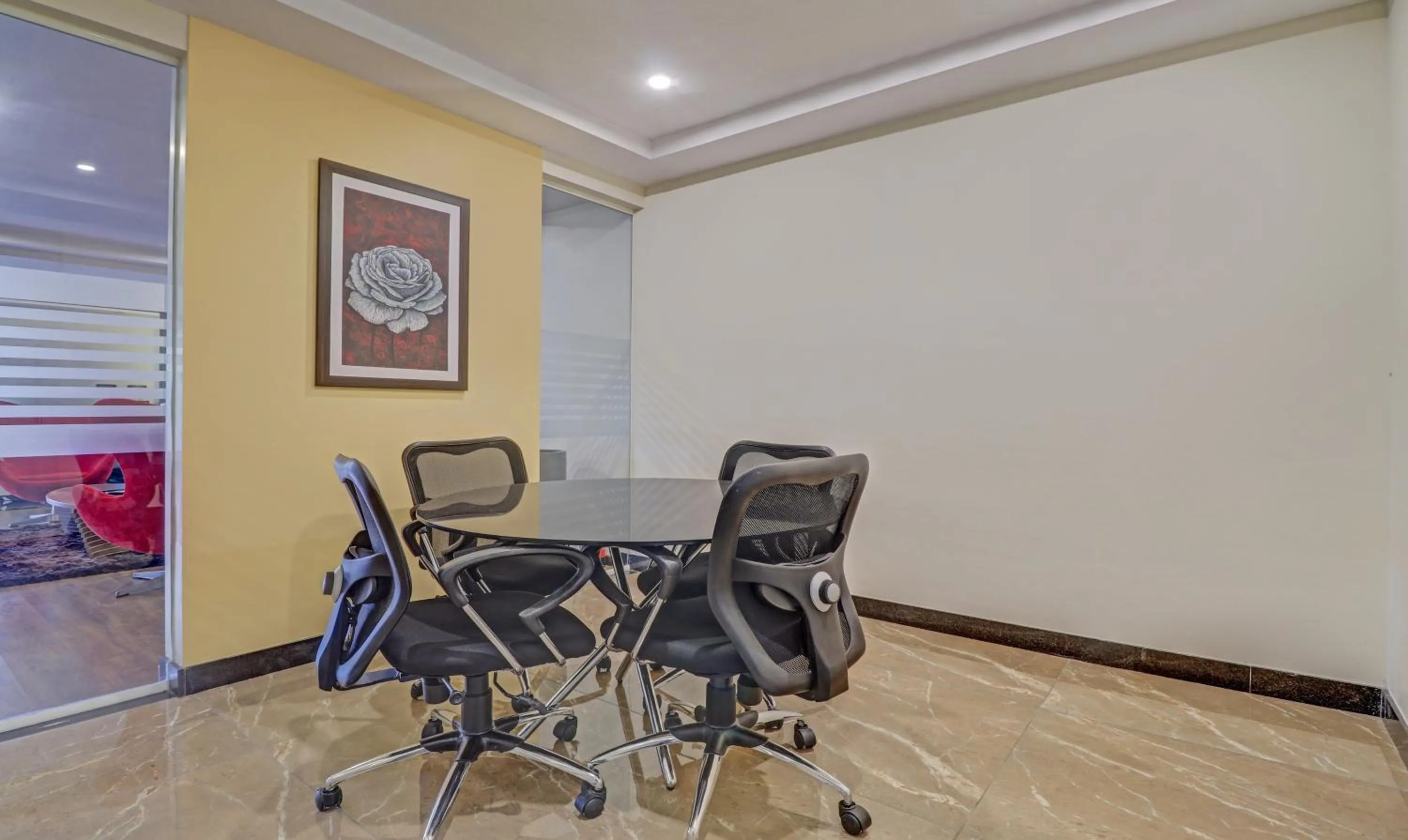 Meeting/conference room in Treebo Premium Raj Vista Global Village