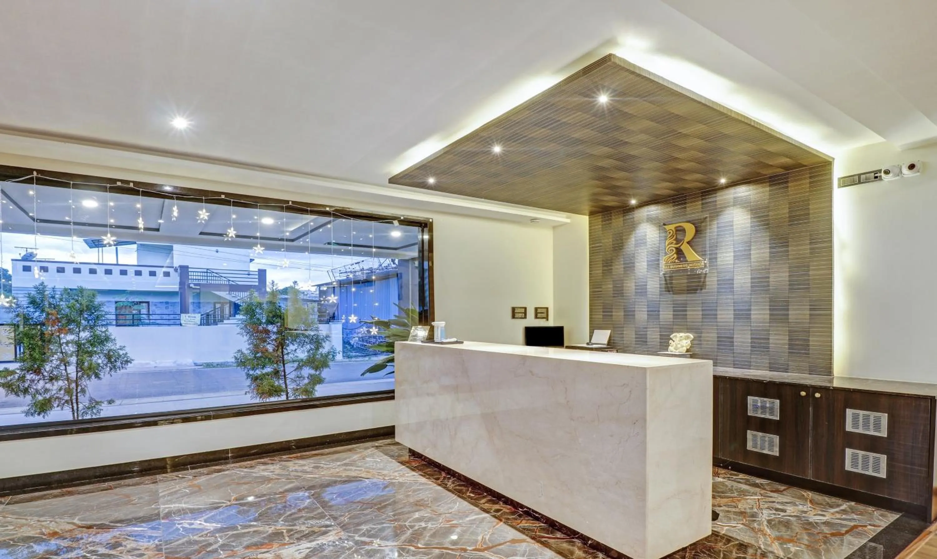 Lobby or reception in Treebo Premium Raj Vista Global Village