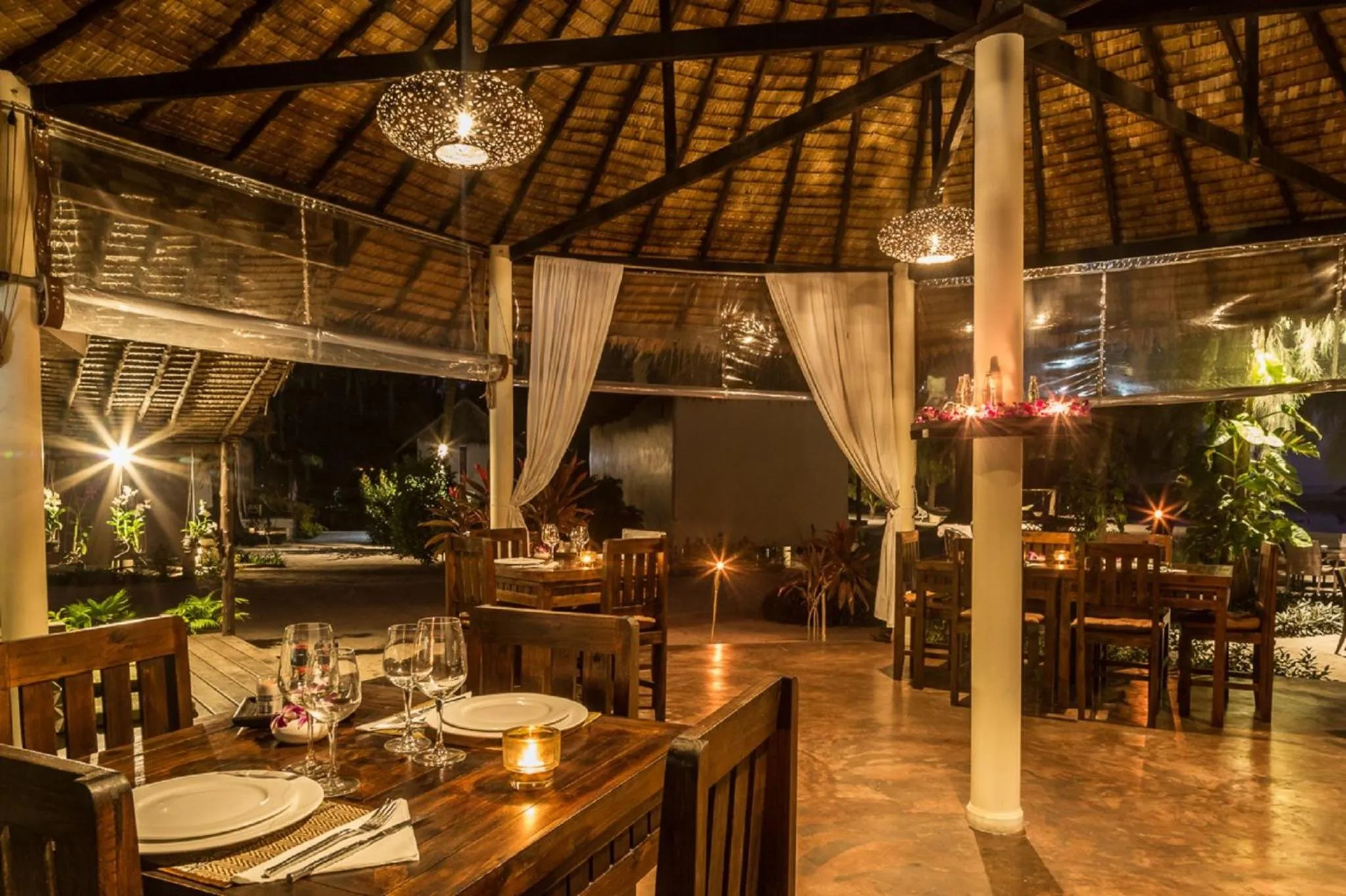Restaurant/places to eat in Angkana Bungalows adults only