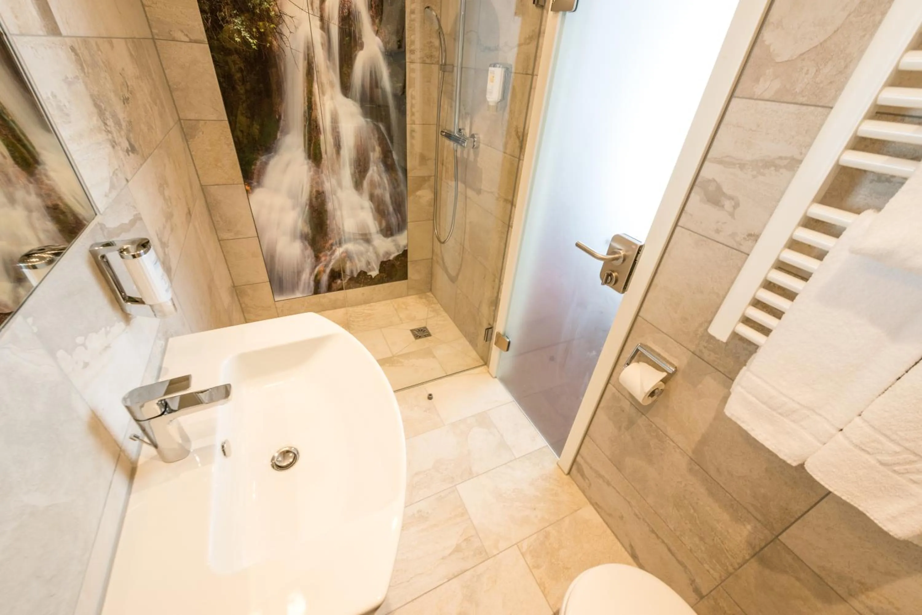 Bathroom in Hotel Schiller