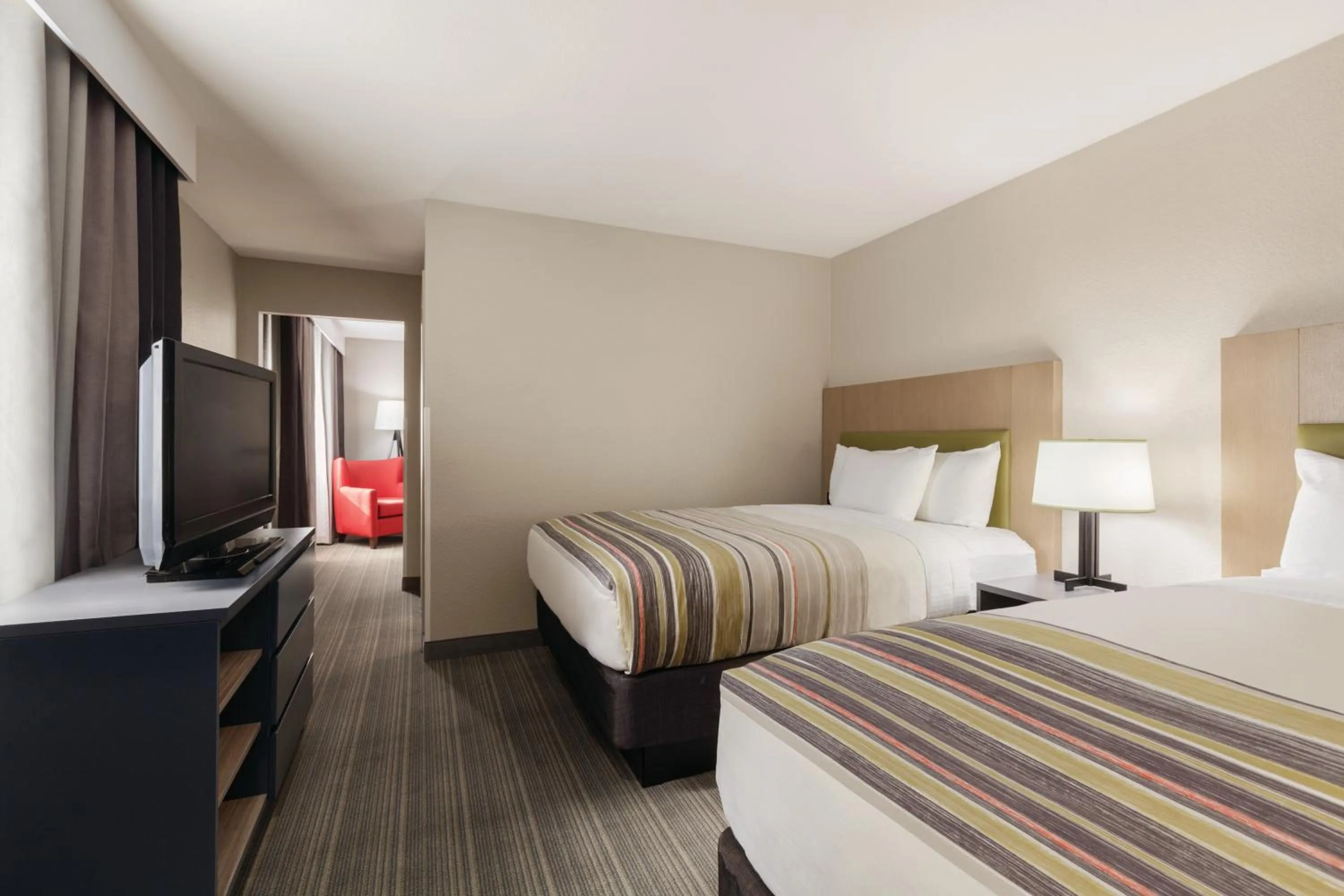 Bedroom, Bed in Country Inn & Suites by Radisson, Bakersfield, CA