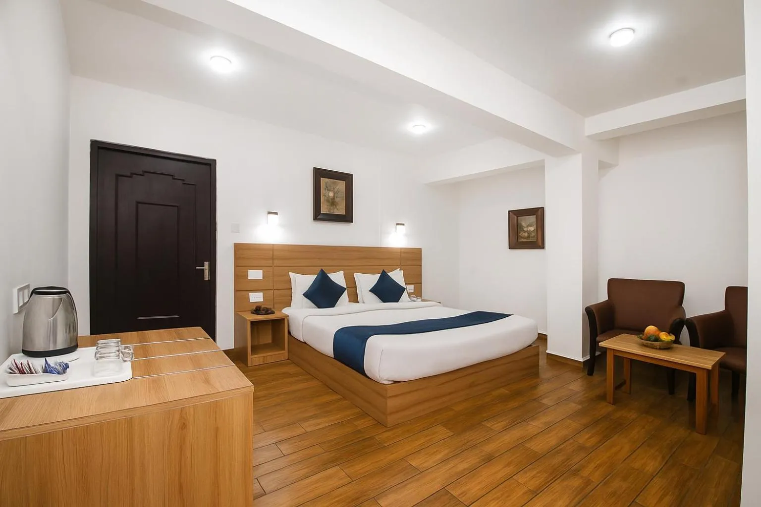 Bedroom in Central Heritage Resort & Spa Formerly Fortune ITC Resort