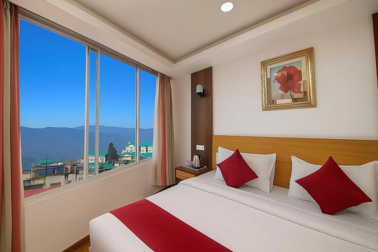 Bed in Central Heritage Resort & Spa Formerly Fortune ITC Resort