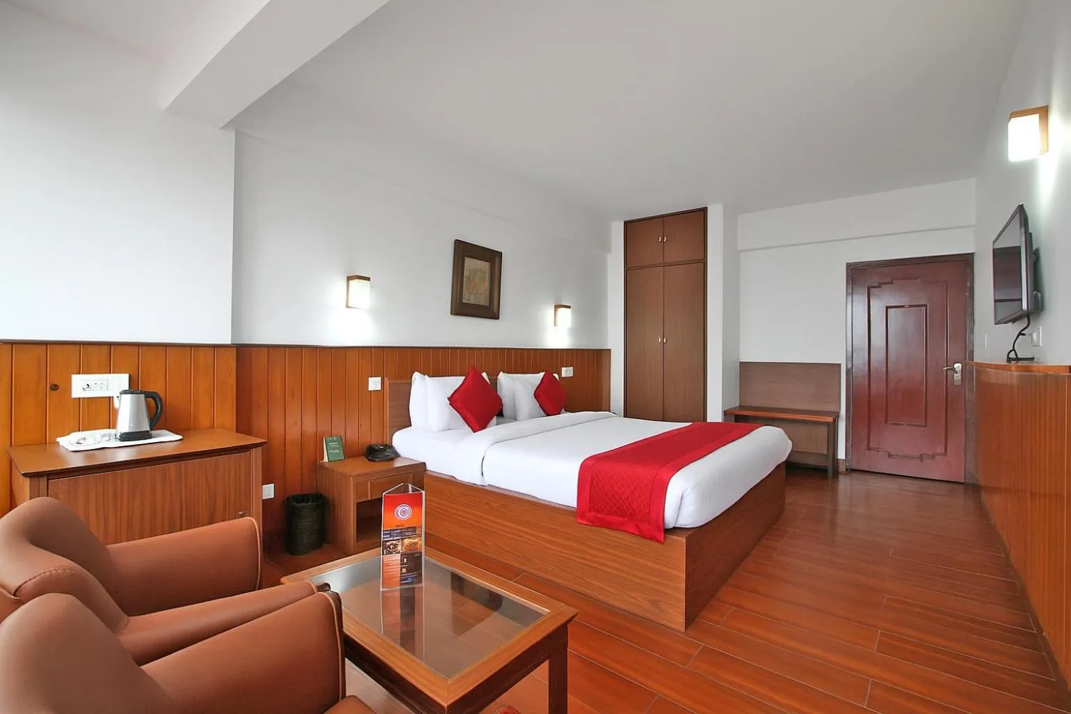 Bedroom in Central Heritage Resort & Spa Formerly Fortune ITC Resort