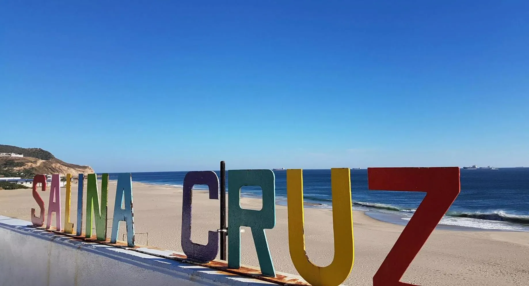 Beach in PENINSULA STAYS Executive Hotel