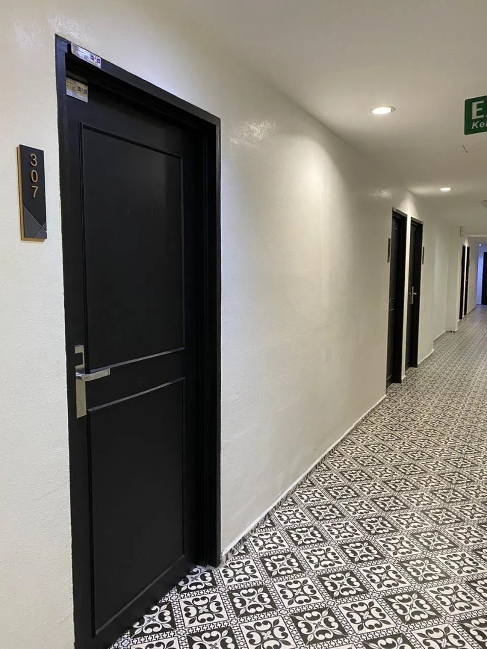 Facade/entrance in Georgetown Inn by Sky Hive