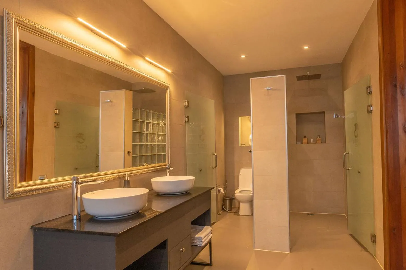 Bathroom in CLEO LAKE KIVU HOTEL