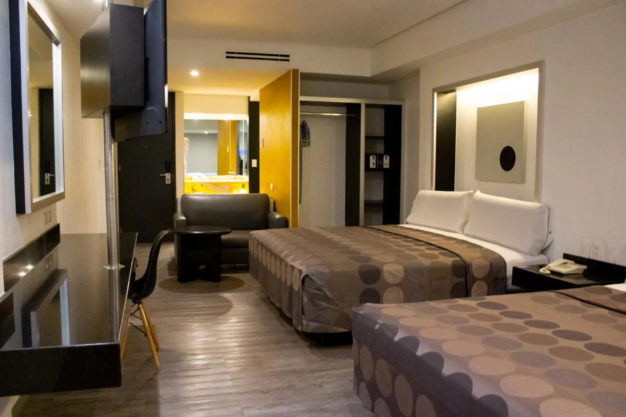 Bedroom, Bed in Hotel Harare