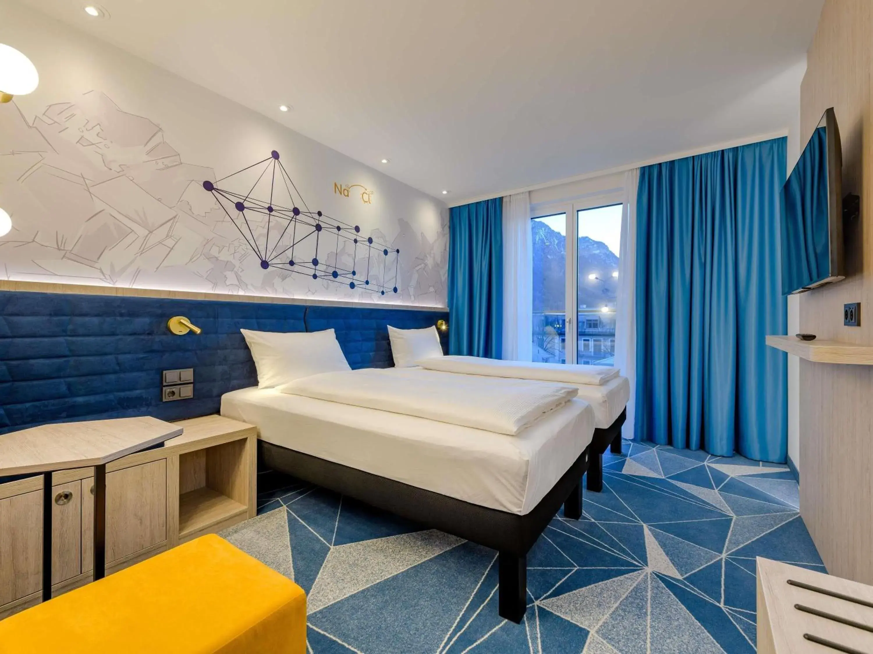 Property building, Bed in ibis Styles Bad Reichenhall Property building, Bed in ibis Styles Bad Reichenhall