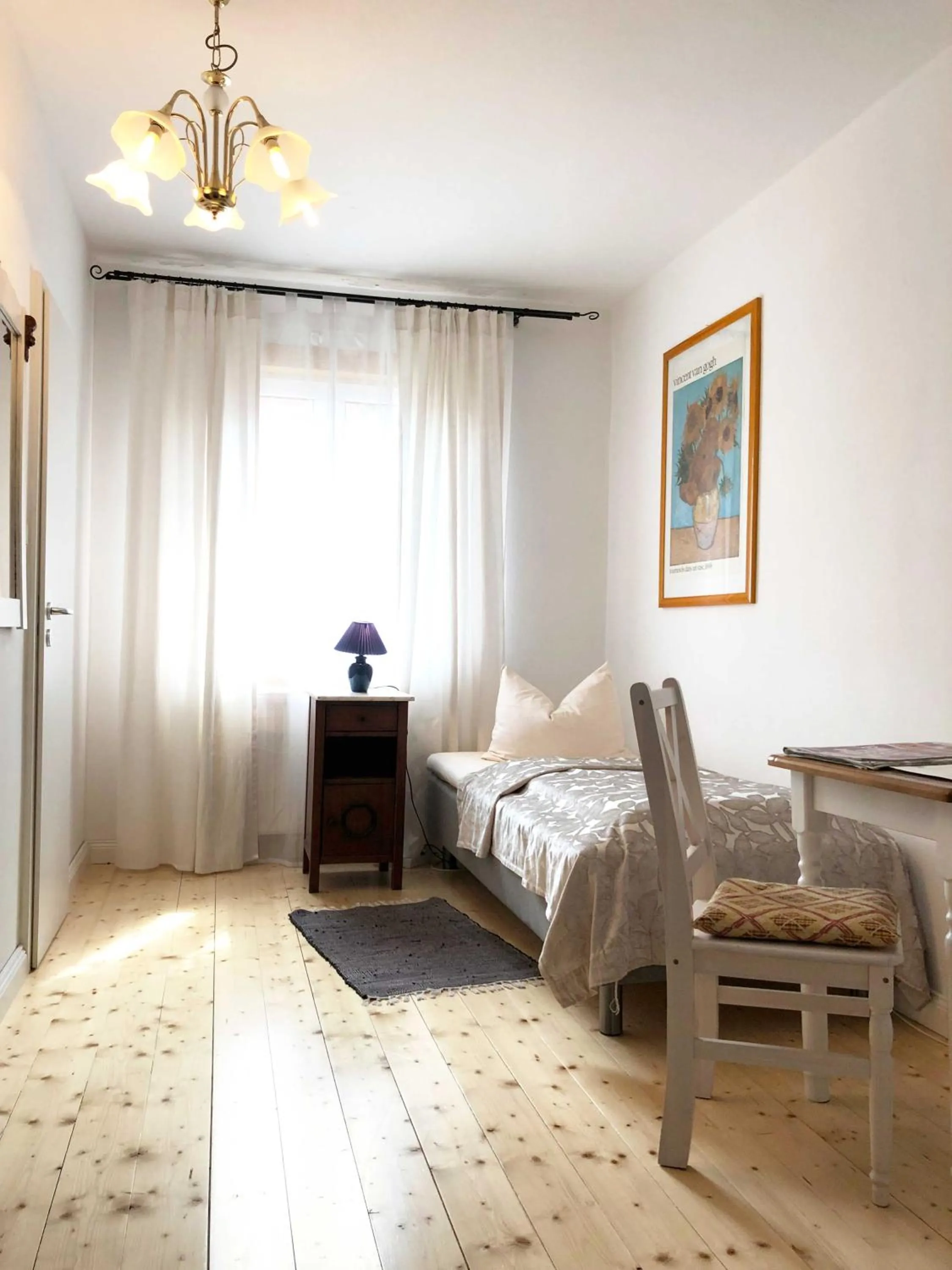 Photo of the whole room, Bed in Hotel Mariahilf München