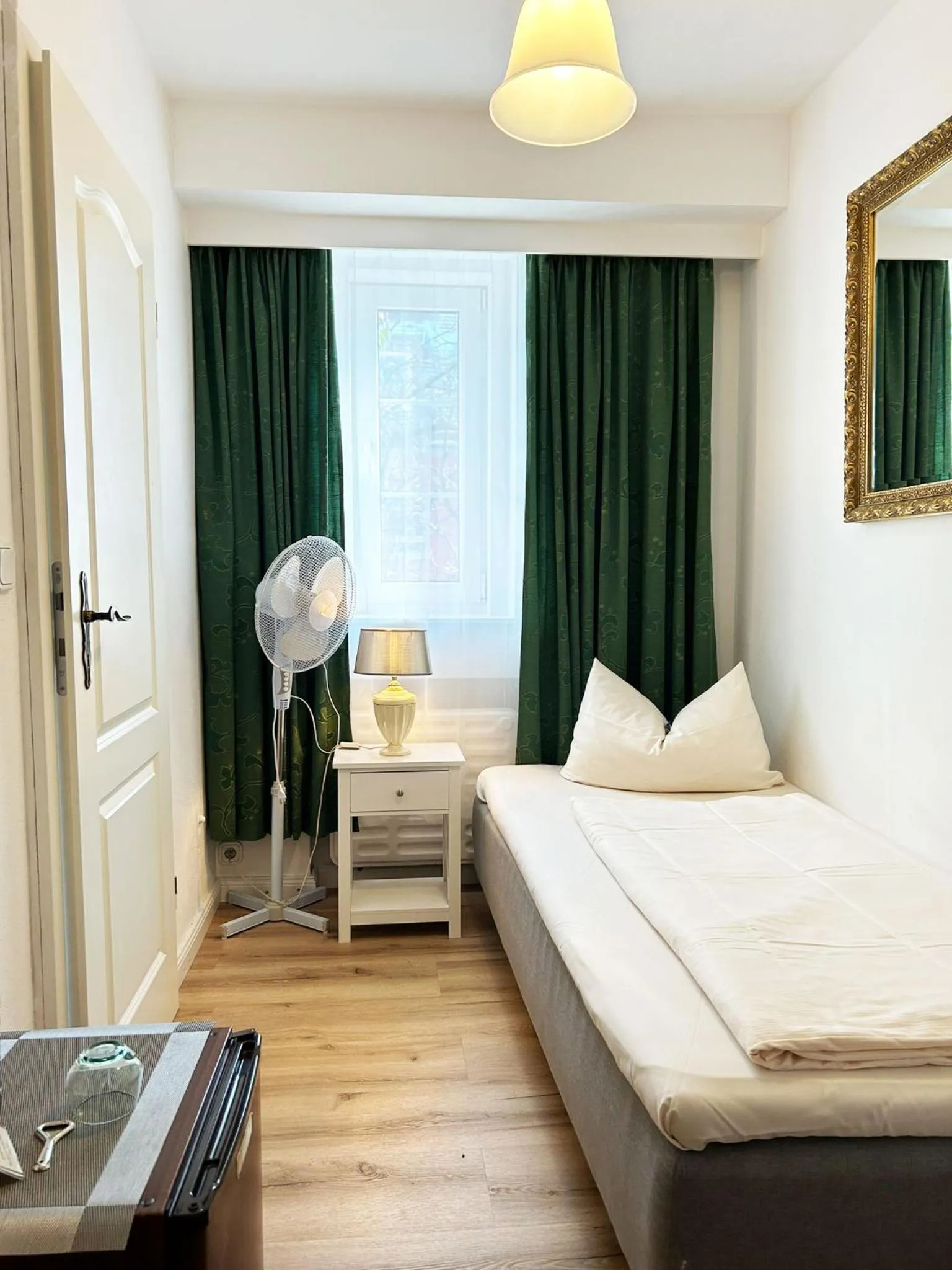 Bed in Hotel Mariahilf München