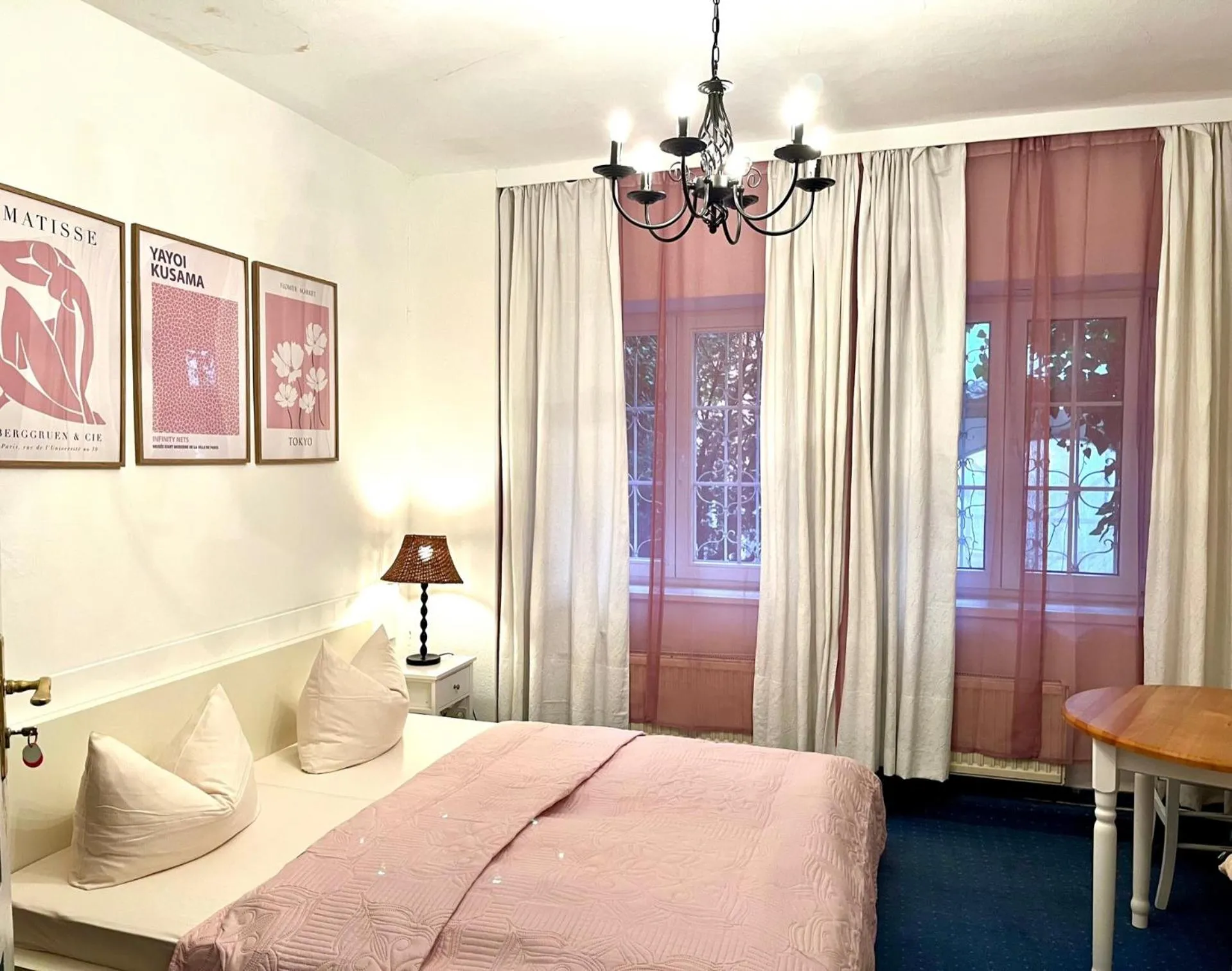 Photo of the whole room, Bed in Hotel Mariahilf München