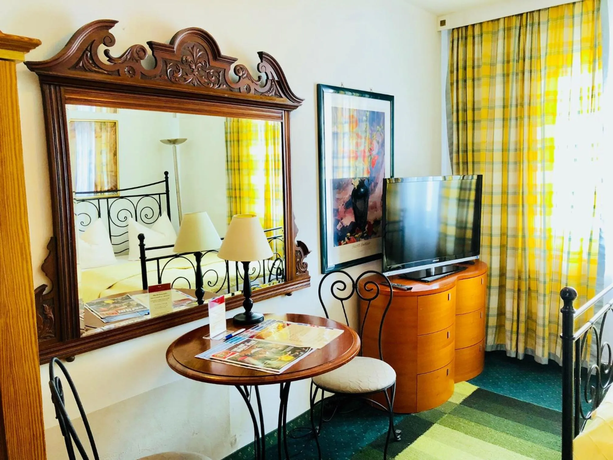 Photo of the whole room in Hotel Mariahilf München