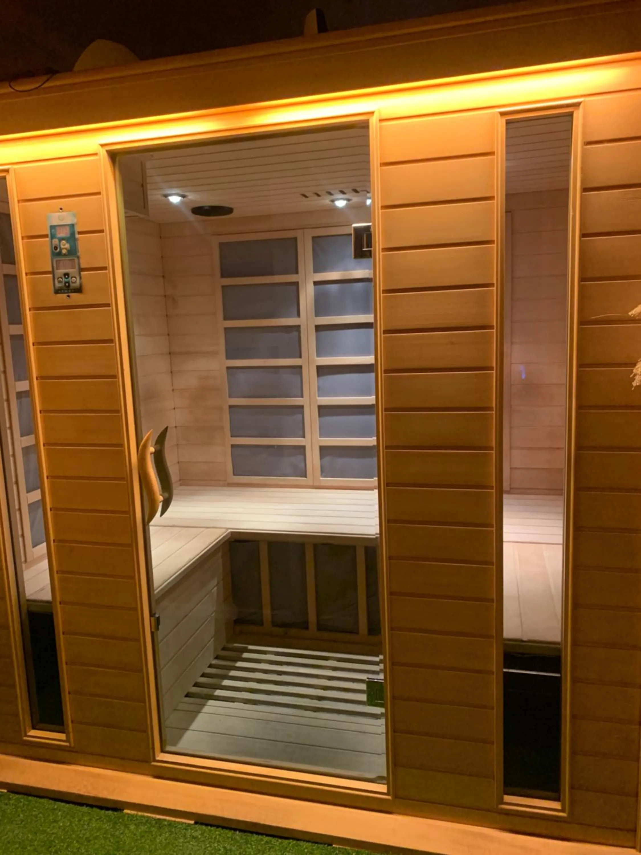 Snowman Lodge and Spa