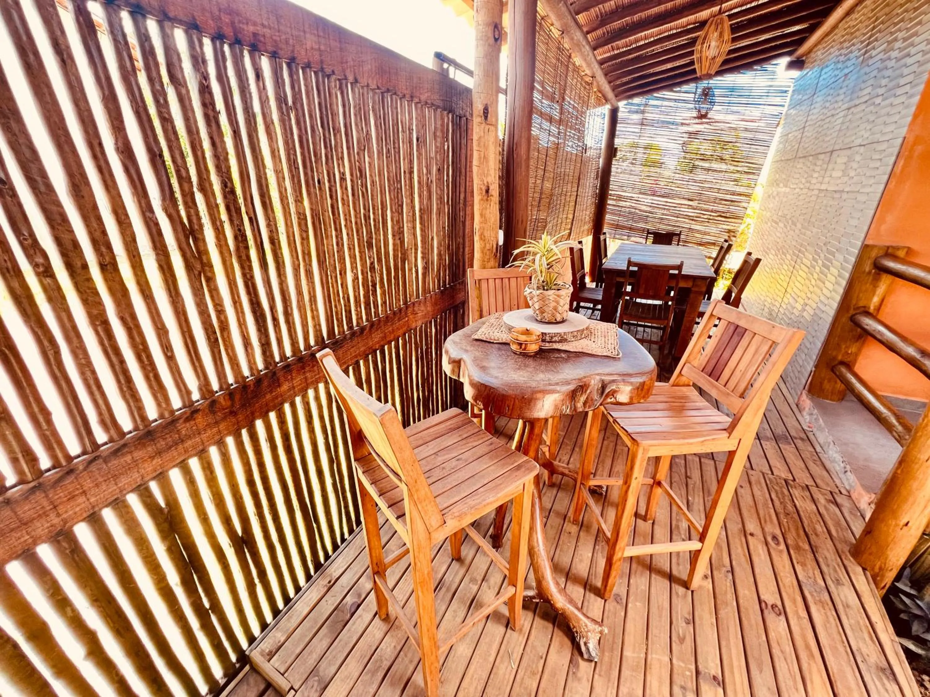 Communal lounge/ TV room in Pousada Vila dos Corais - Taipu de Fora