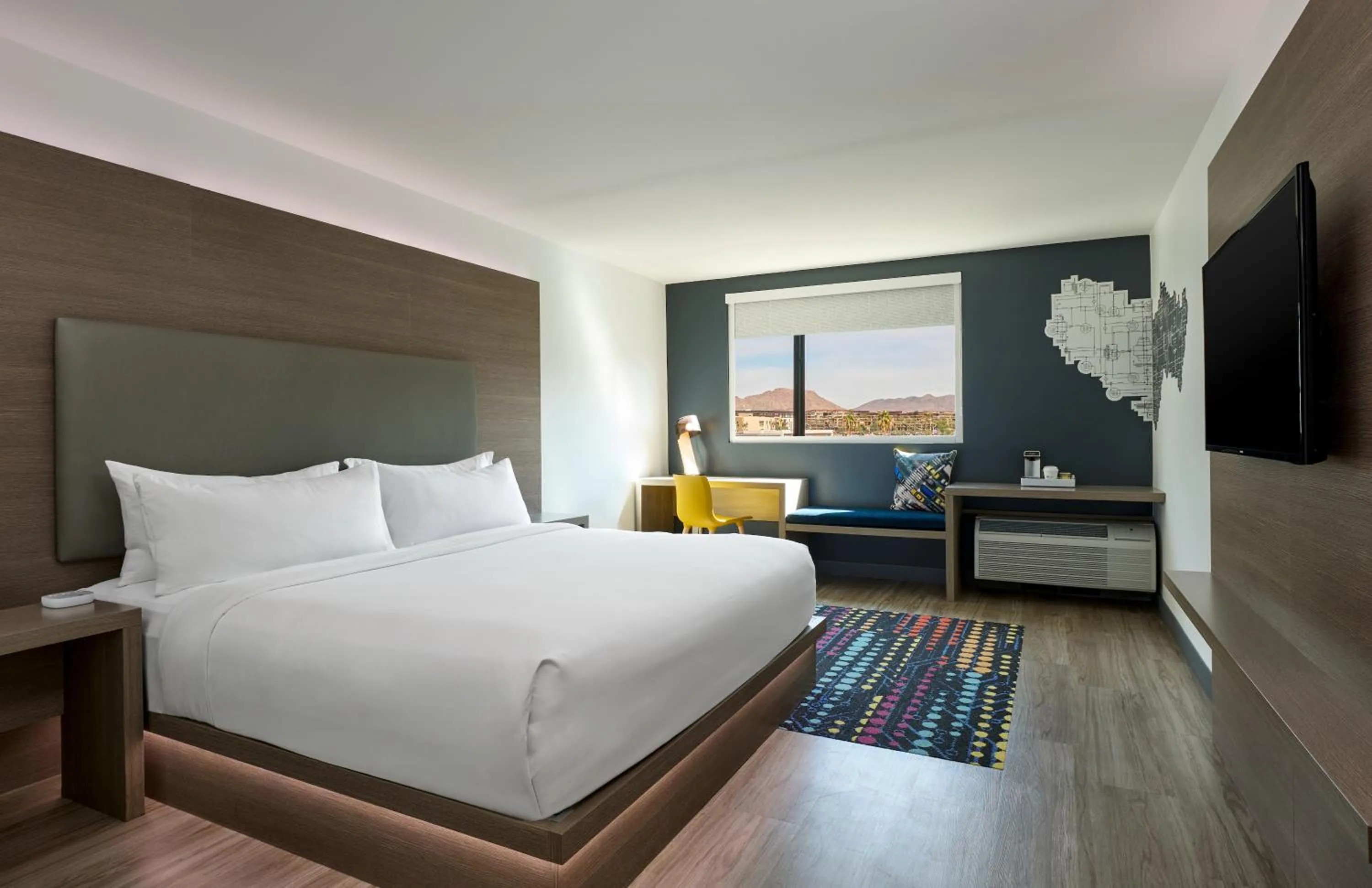 Property building, Bed in Aloft Scottsdale