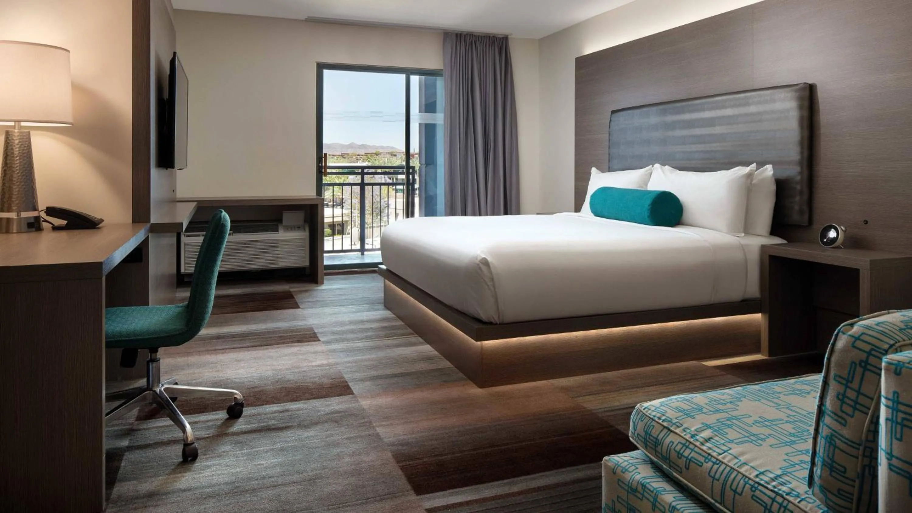 Bed in Aloft Scottsdale