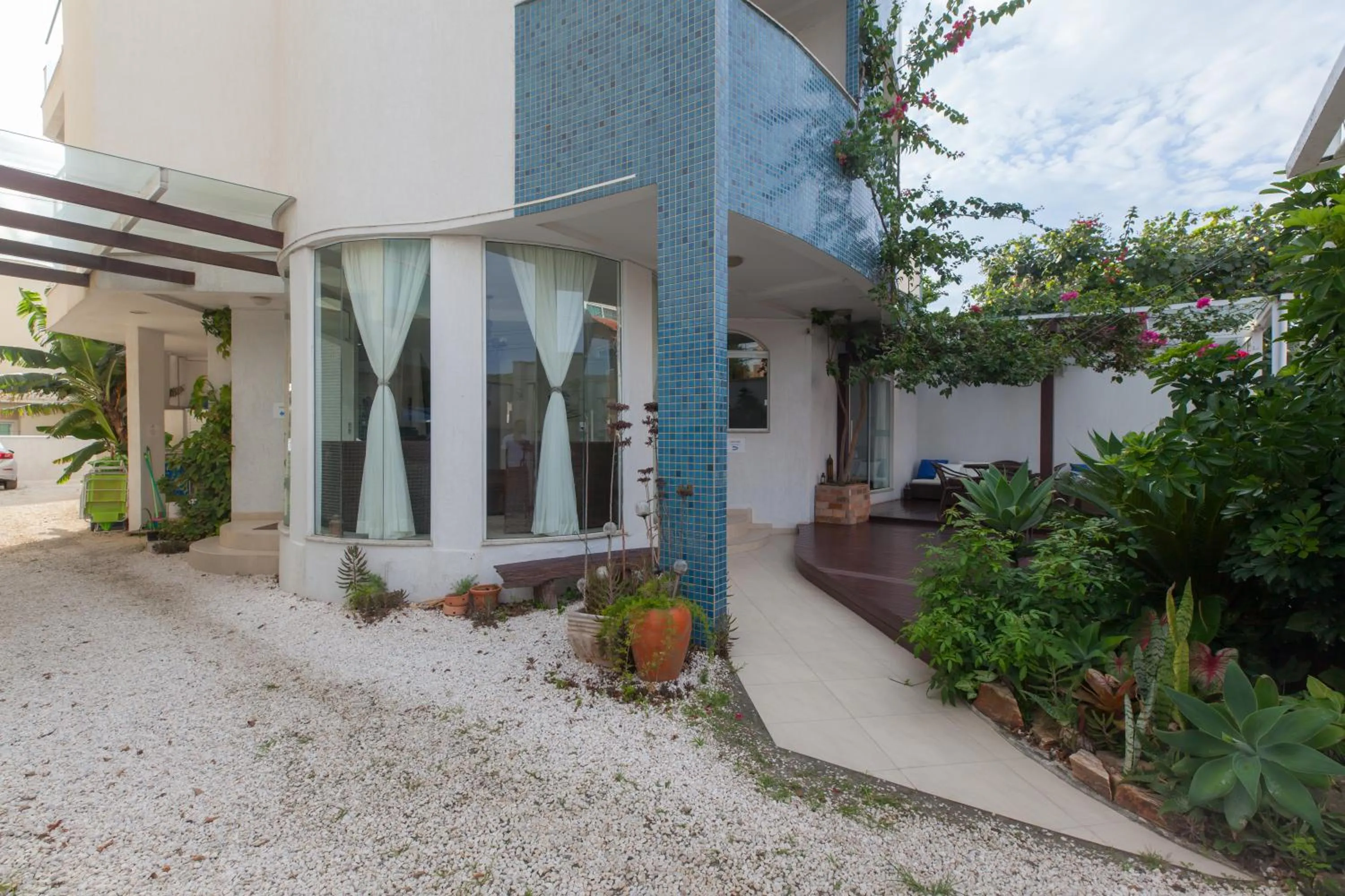 Facade/entrance in Pousada Oásis de Mariscal