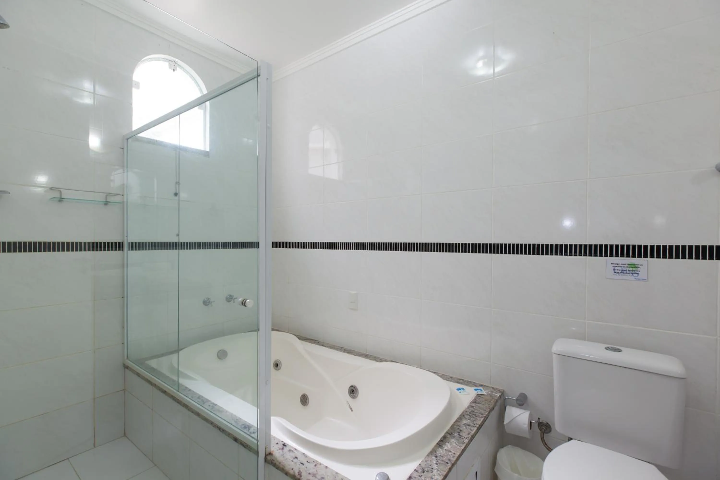 Photo of the whole room in Pousada Oásis de Mariscal