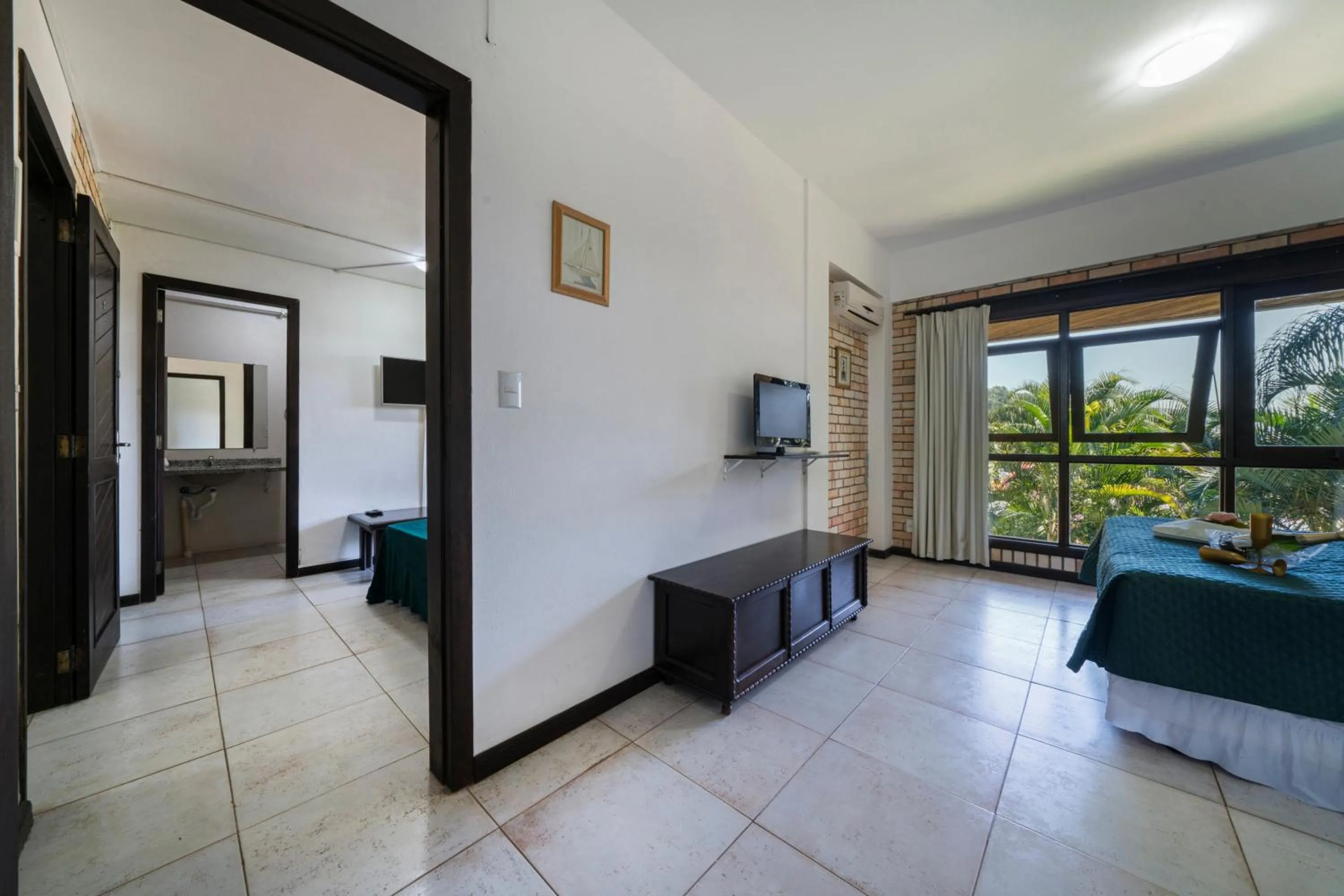 Photo of the whole room in Pousada Albacora