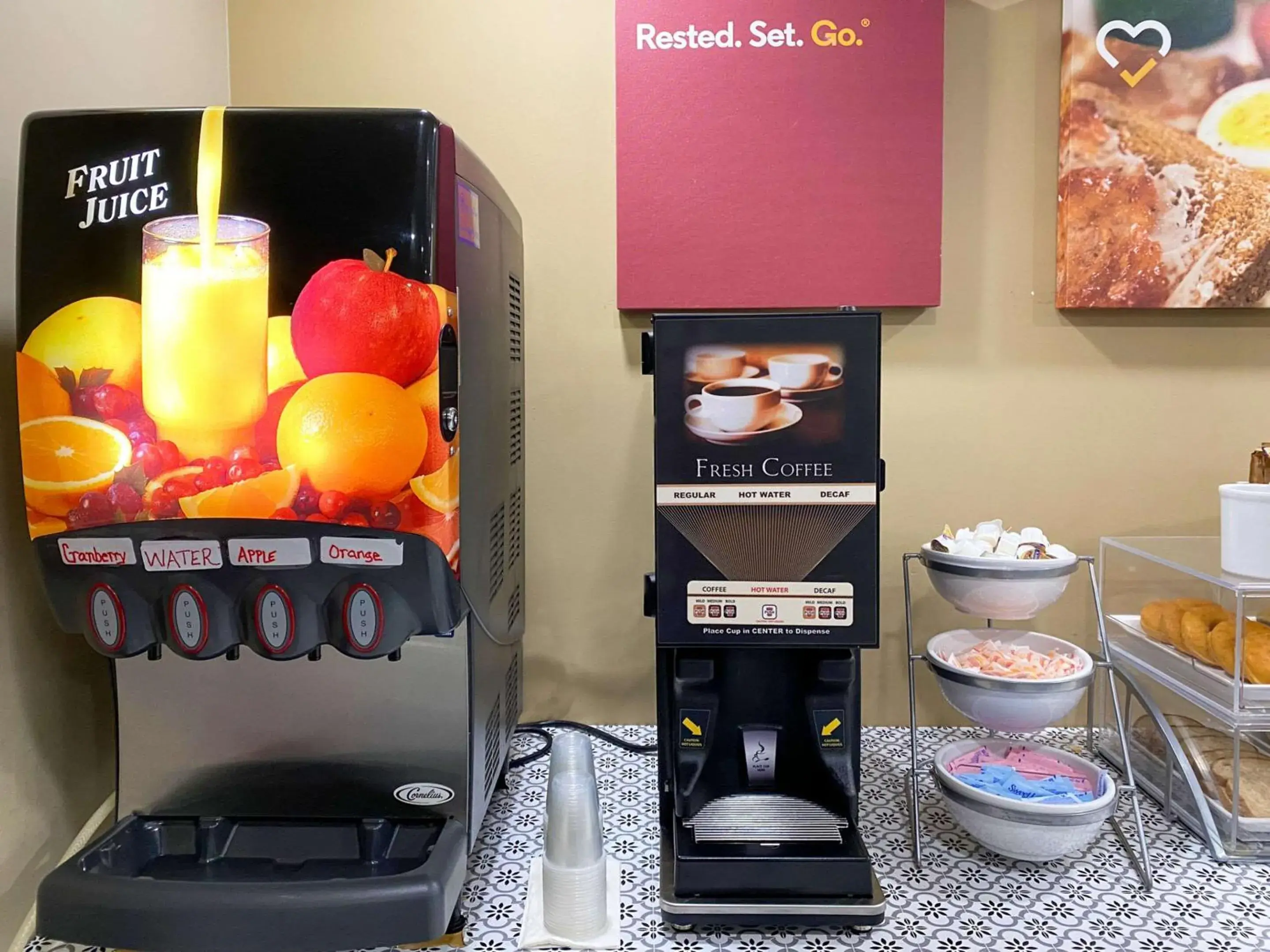 Breakfast in Comfort Suites Kings Bay Naval Base Area Breakfast in Comfort Suites Kings Bay Naval Base Area