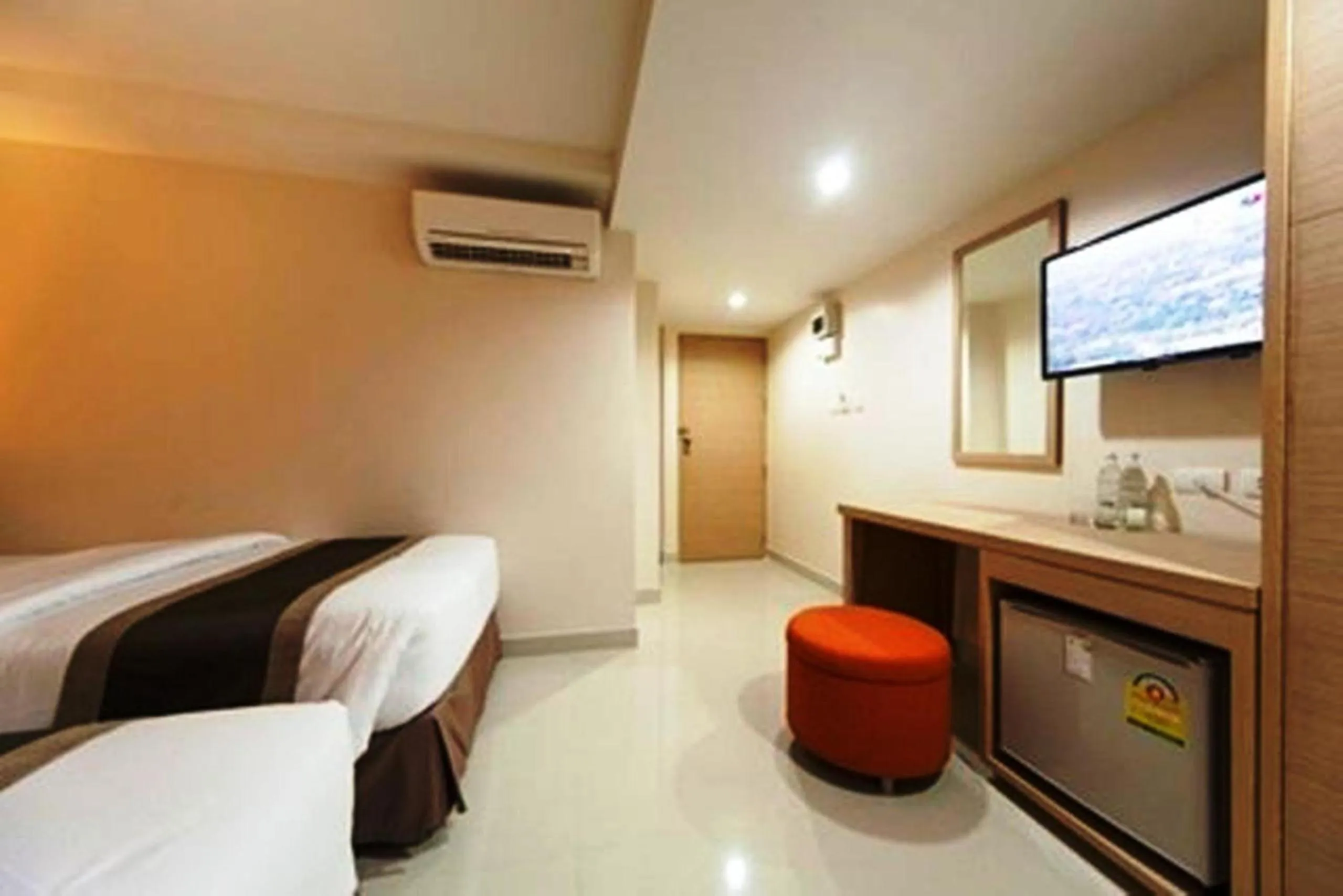 Bed in Gateway Hotel Pratunam