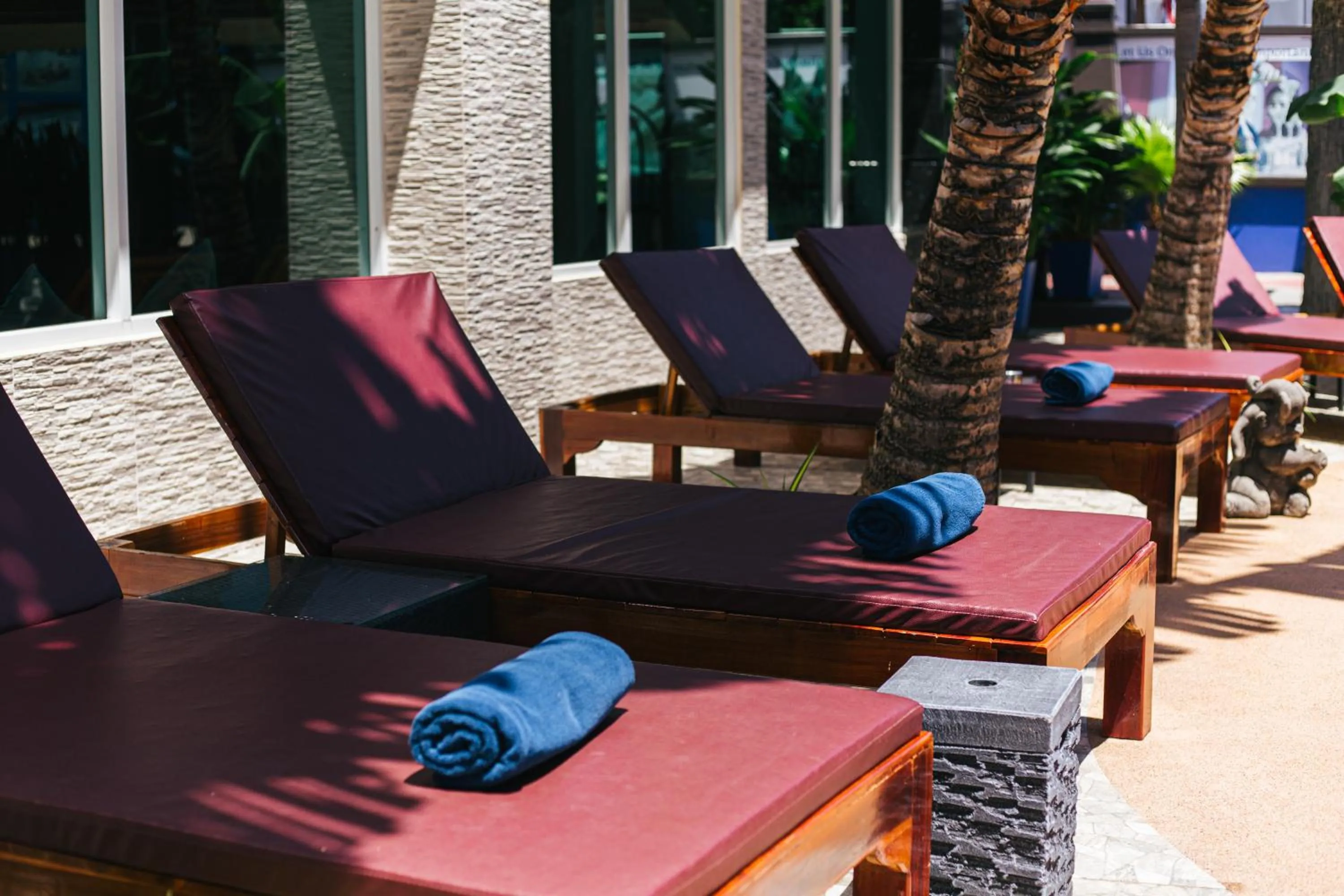 Swimming pool in Best Western Royal Buriram