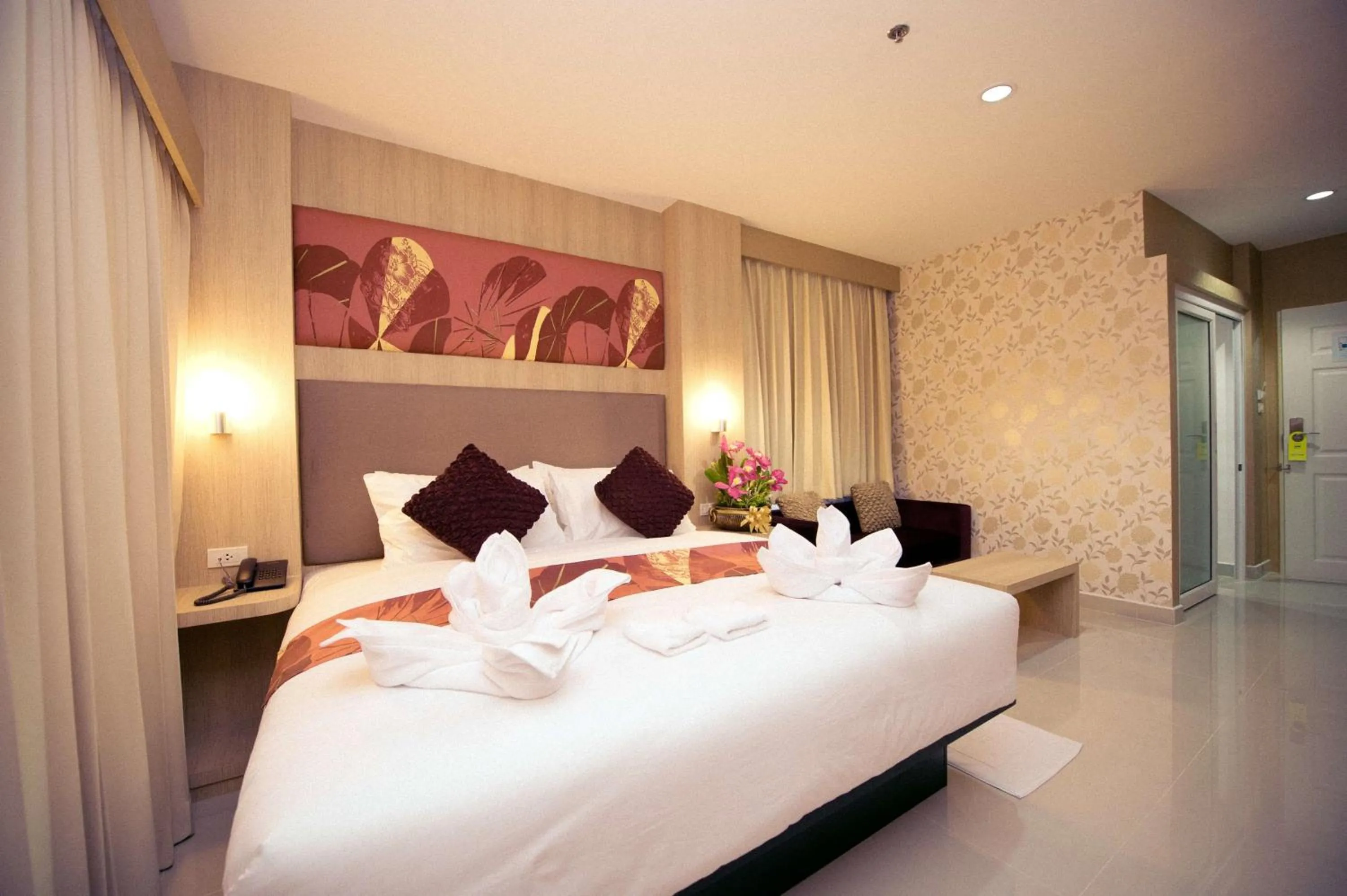 Bedroom, Bed in Best Western Royal Buriram