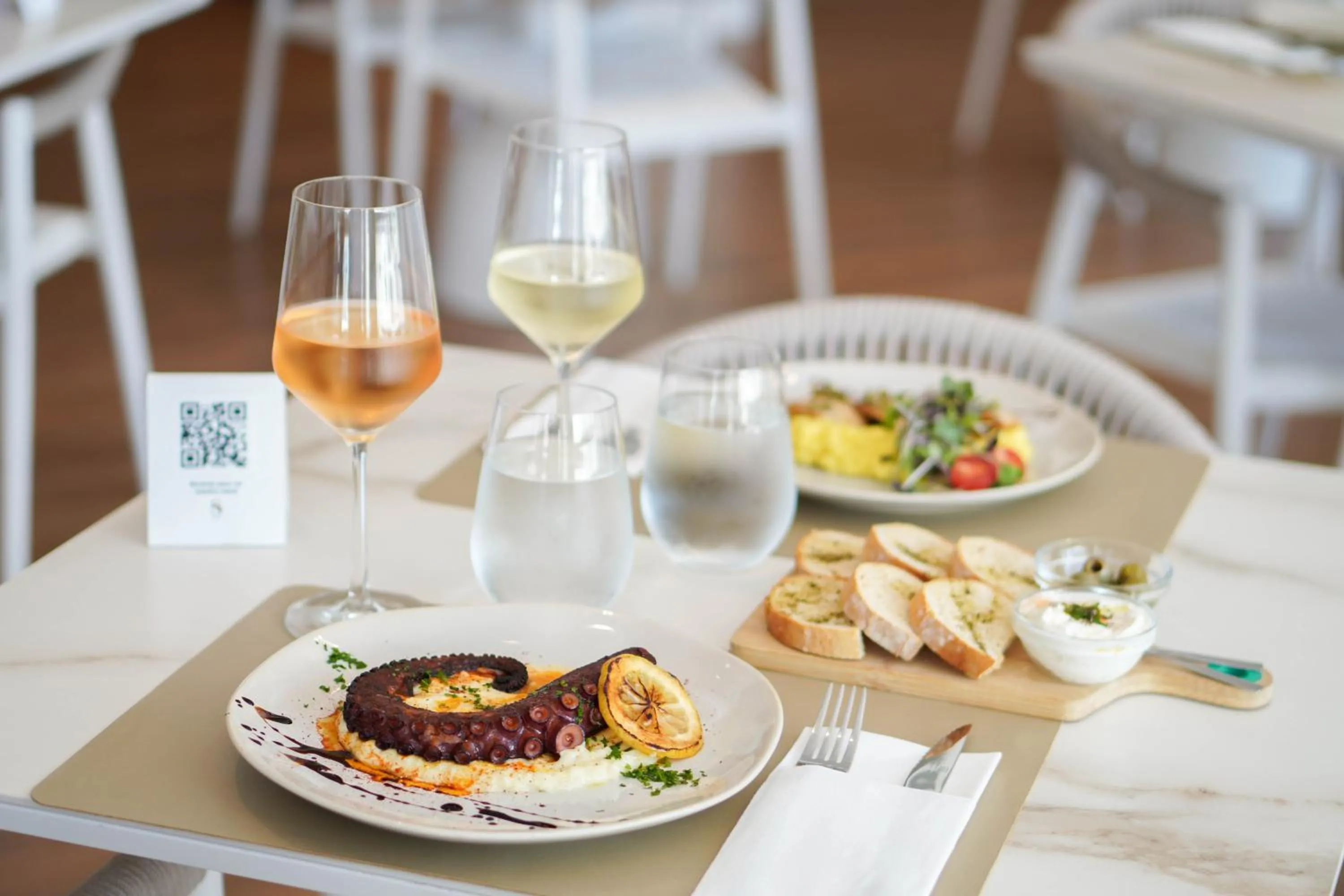 Food and drinks in Hotel Solerios Mansa