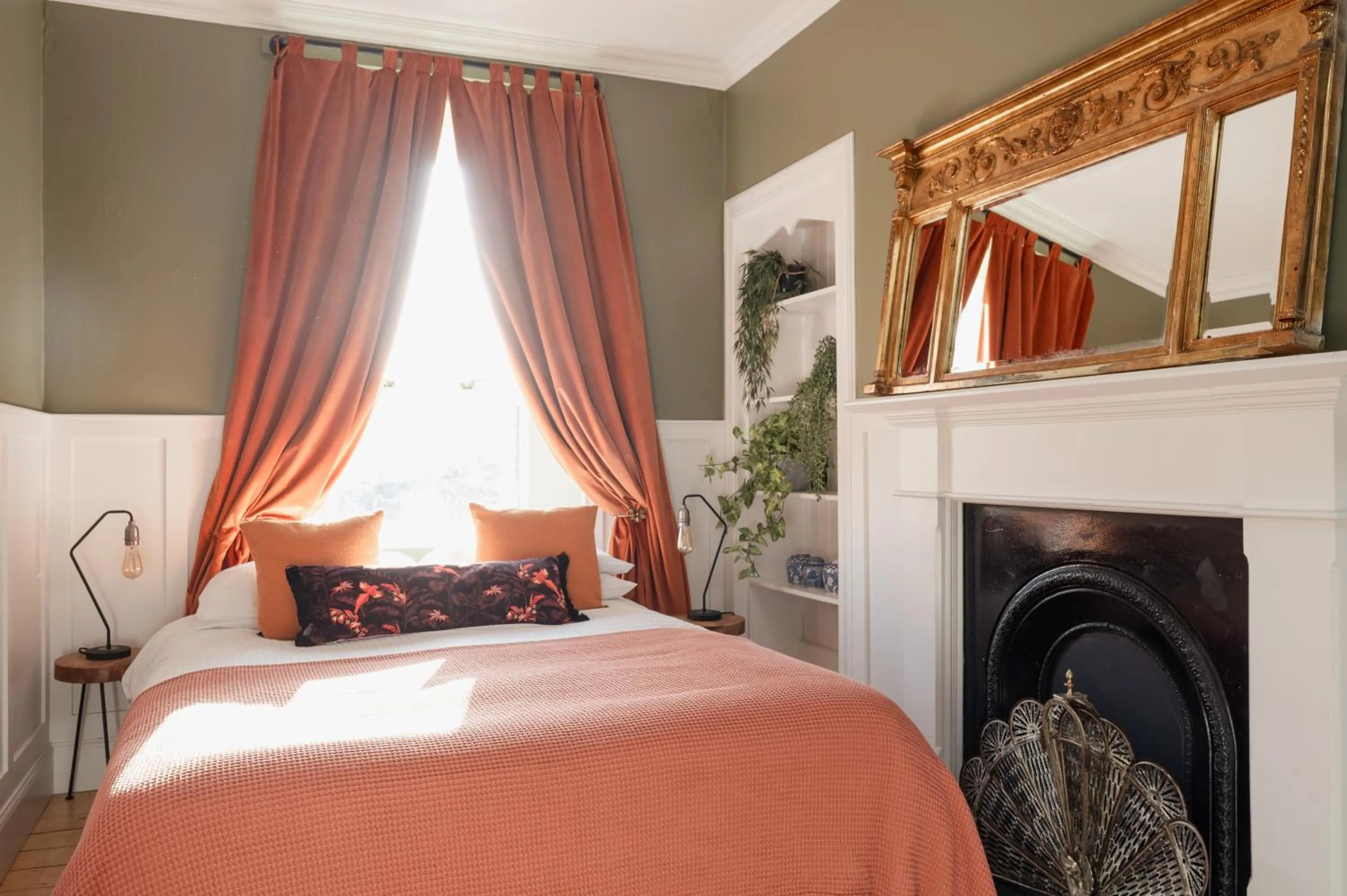 50TheHighstreet by The House of Danu